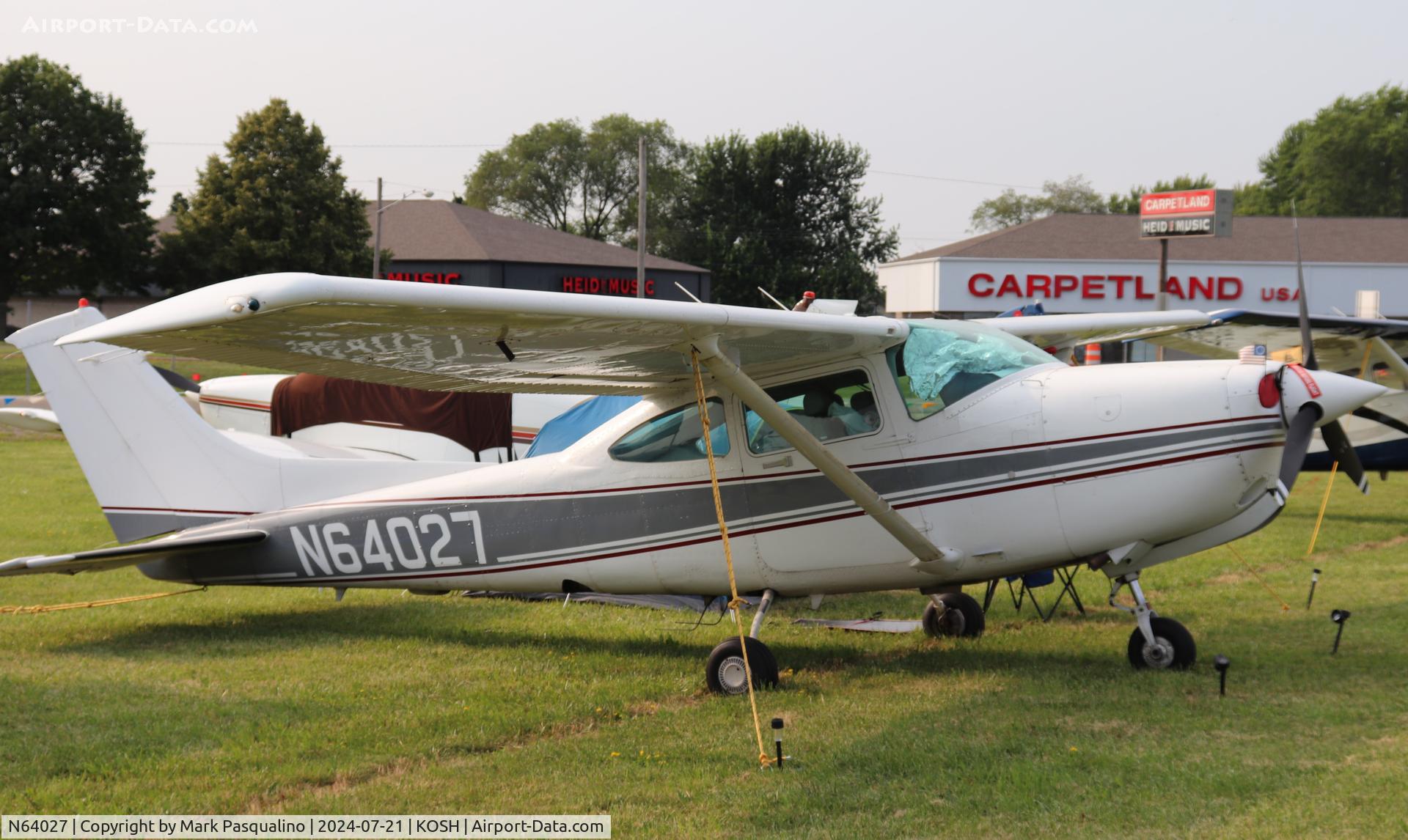 N64027, 1985 Cessna R182 Skylane RG C/N R18202021, Cessna R182