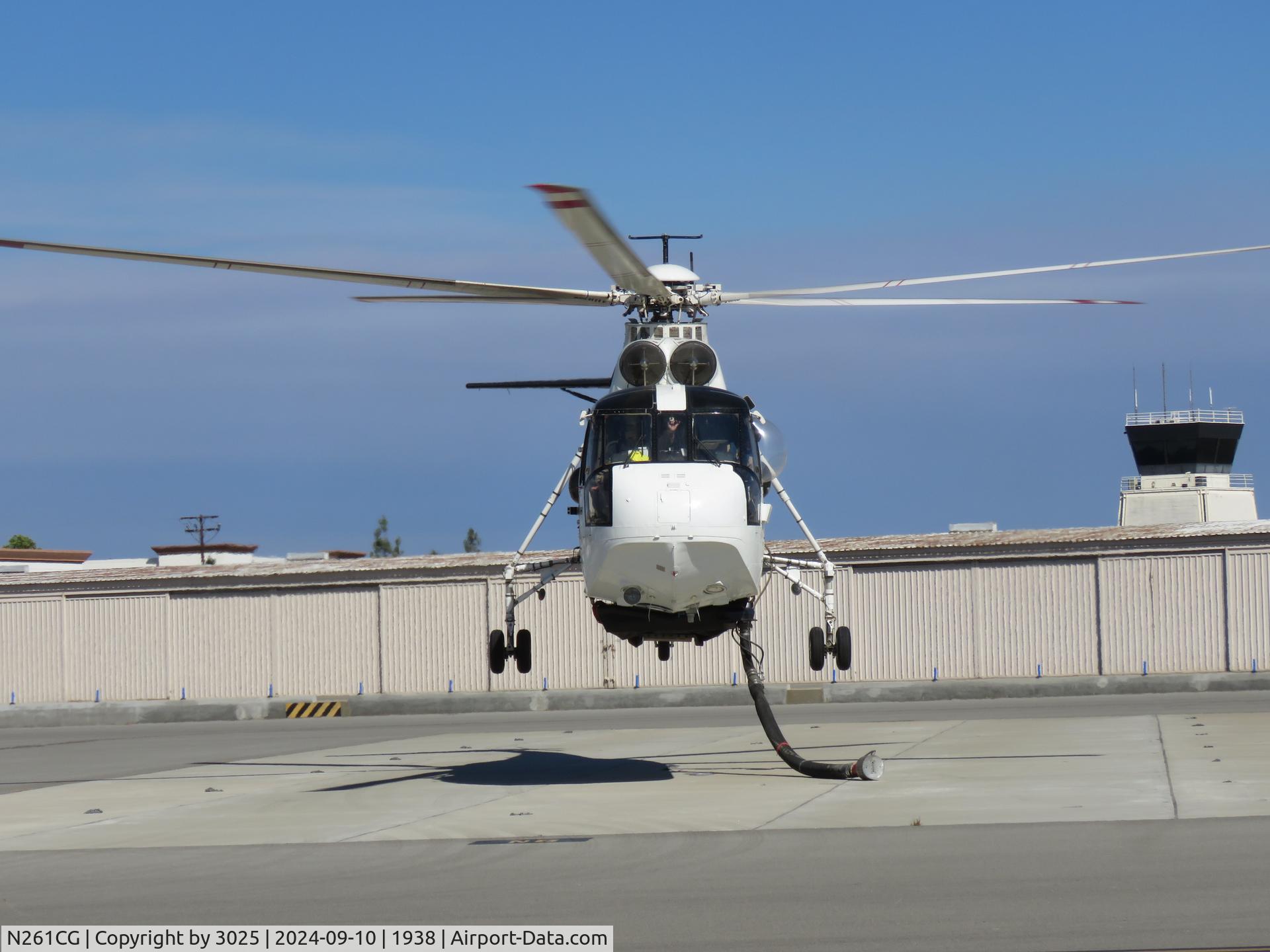 N261CG, 1964 Sikorsky S-61 N-3 C/N 61257, Gently lifting off