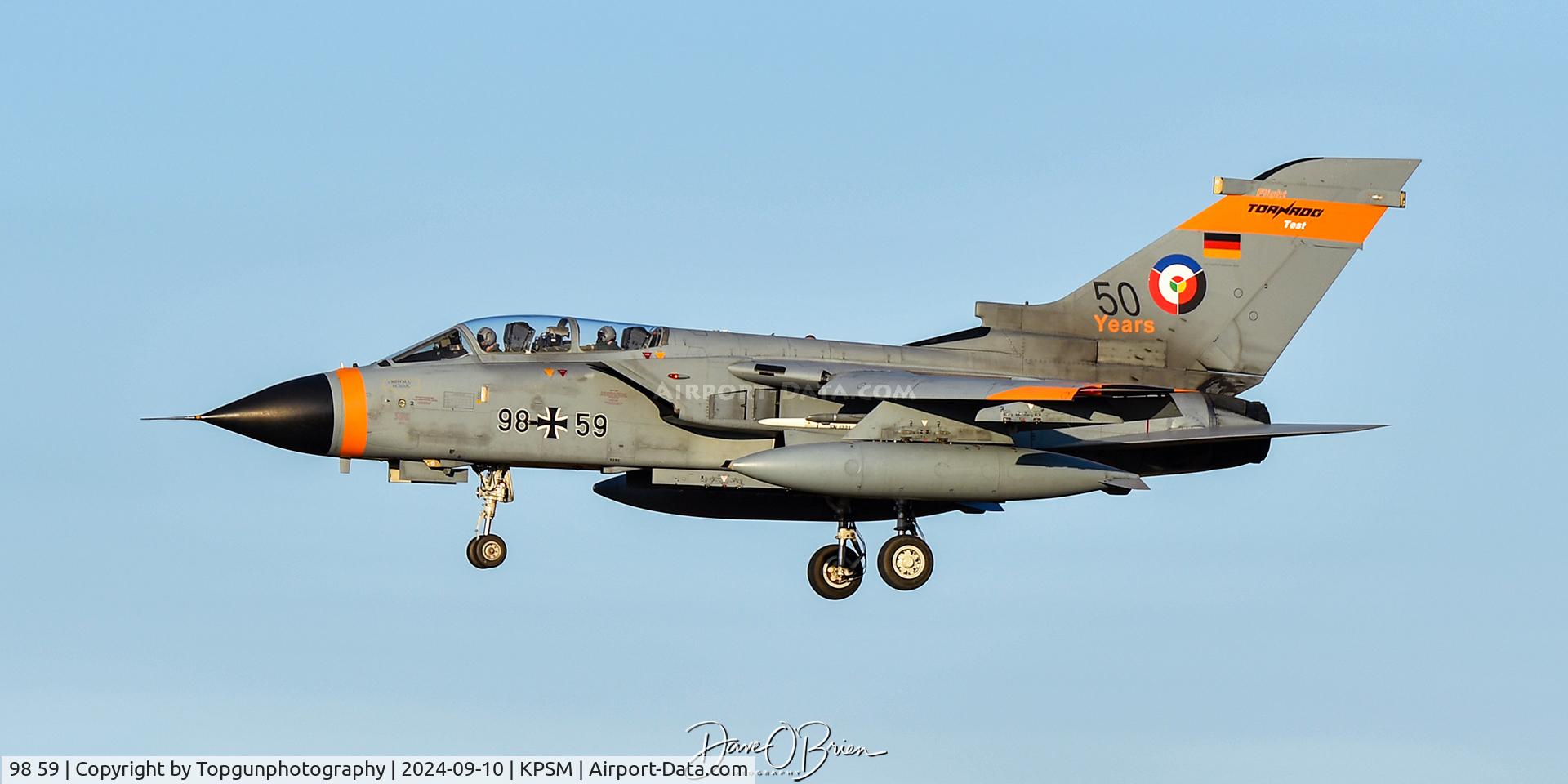 98 59, Panavia Tornado IDS(T) C/N 051/GT015/4021, GAFW61 landing RW34