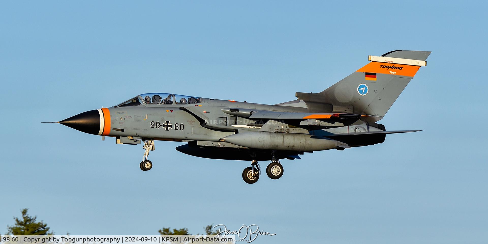 98 60, Panavia Tornado IDS C/N 230/GS062/4089, GAFW62 of WTD61 Manching AFB, Germany