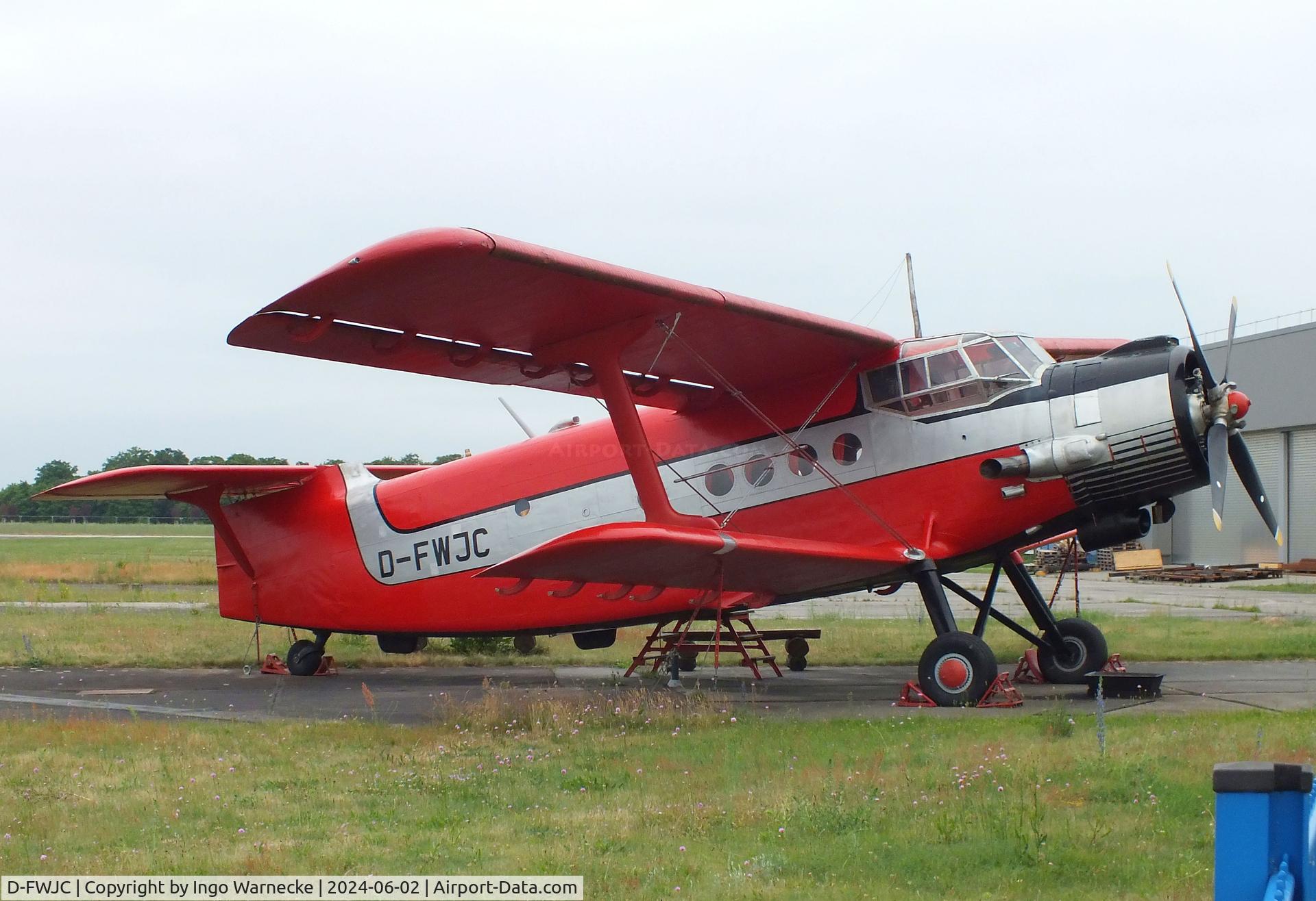 D-FWJC, 1968 PZL-Mielec AN-2TD C/N 1G86-50, Antonov (PZL-Mielec) An-2TD COLT (vertical tail dismounted for restauration) at Strausberg airfield '2406