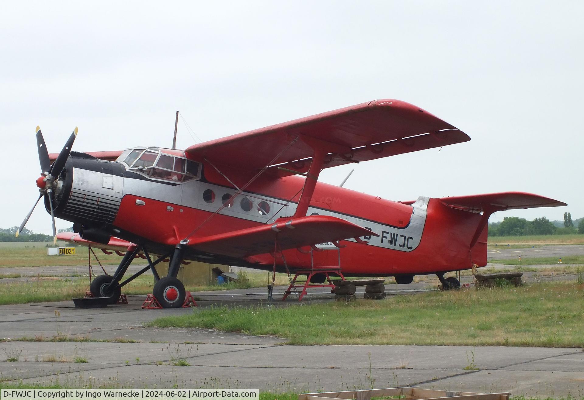 D-FWJC, 1968 PZL-Mielec AN-2TD C/N 1G86-50, Antonov (PZL-Mielec) An-2TD COLT (vertical tail dismounted for restauration) at Strausberg airfield '2406