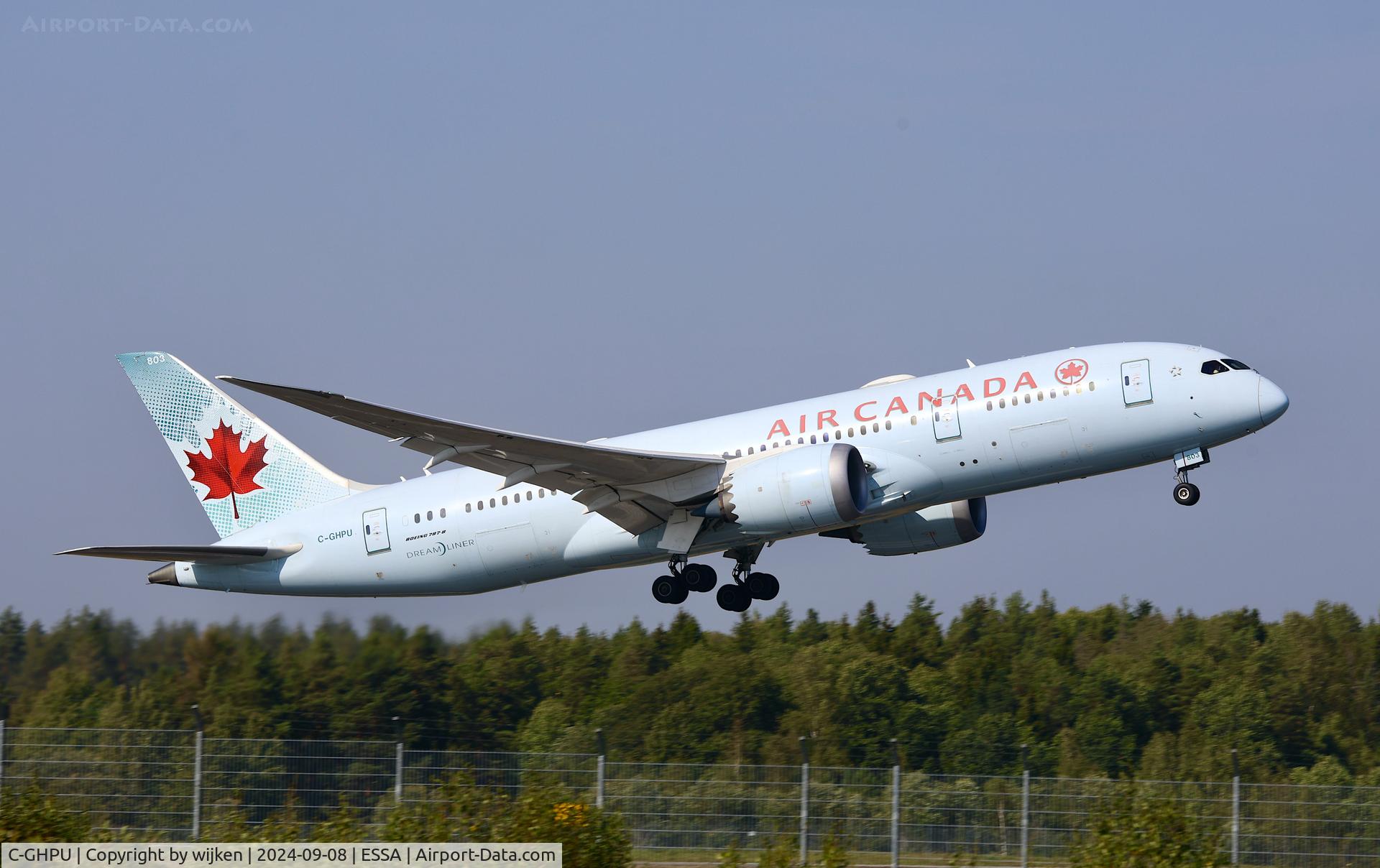 C-GHPU, 2014 Boeing 787-8 Dreamliner C/N 35259, Rwy 08