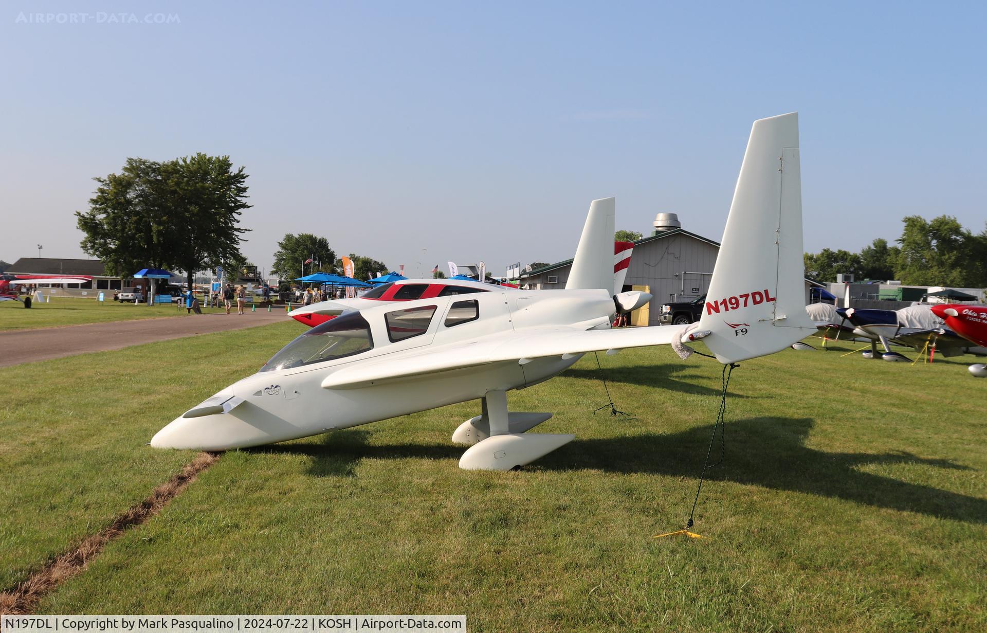 N197DL, 2001 Co-Z Cozy Mark IV C/N 0586, Cozy Mark IV