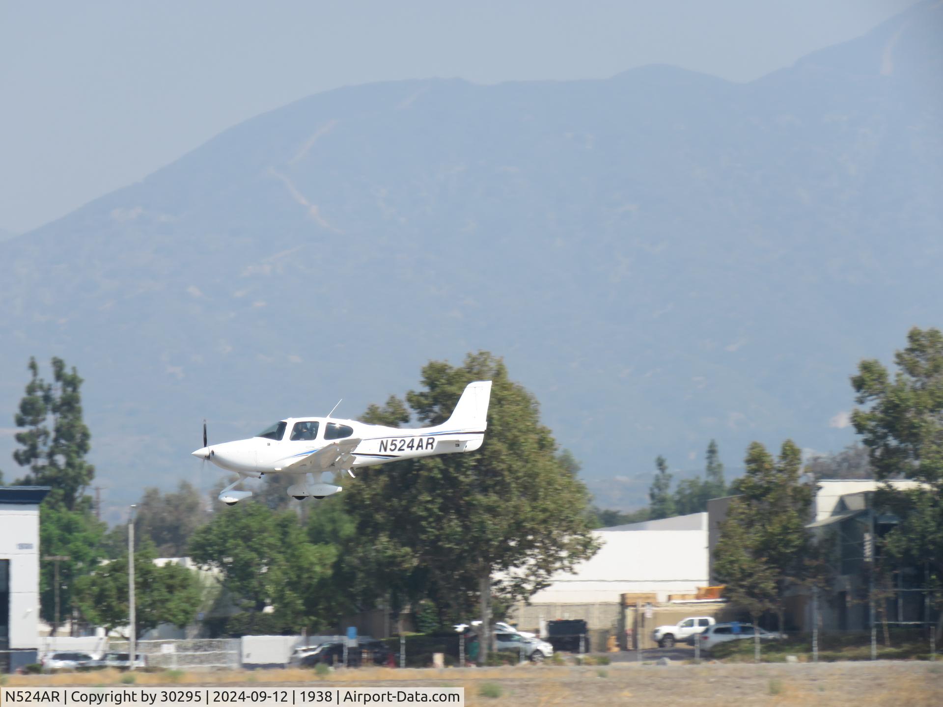 N524AR, 2021 Cirrus SR20 G6 C/N 2757, Landing