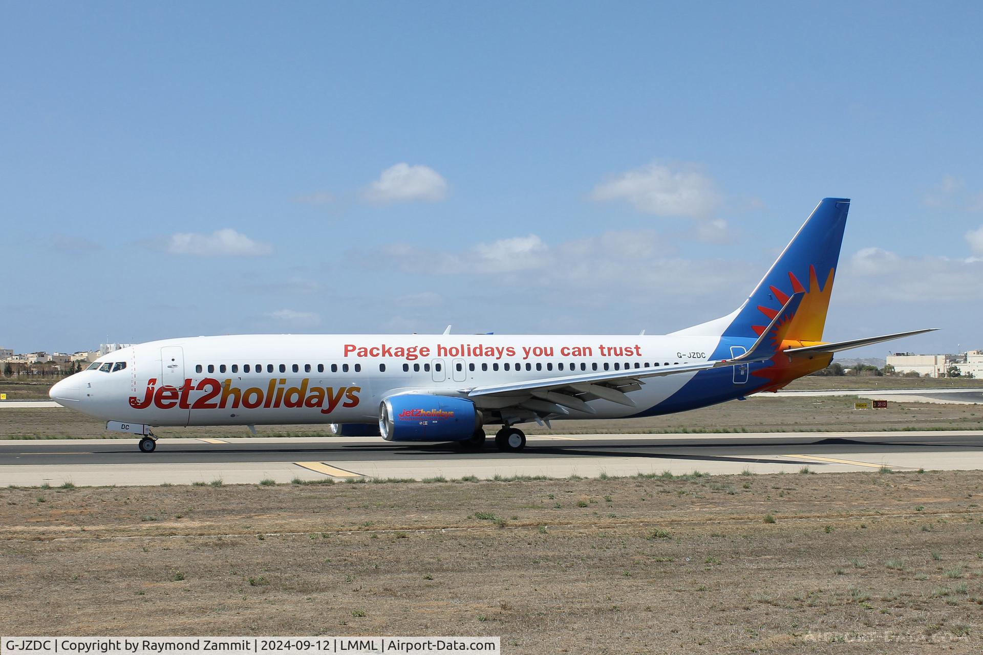 G-JZDC, 2013 Boeing 737-82R C/N 40881, B737-800 G-JZDC Jet2Com