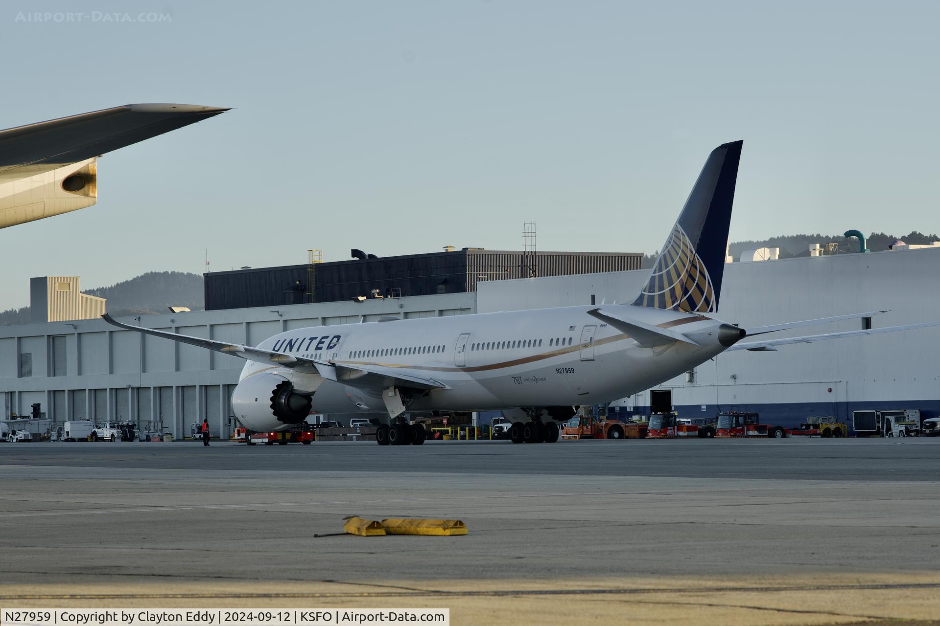 N27959, 2015 Boeing 787-9 Dreamliner C/N 36407, SFO 2024.