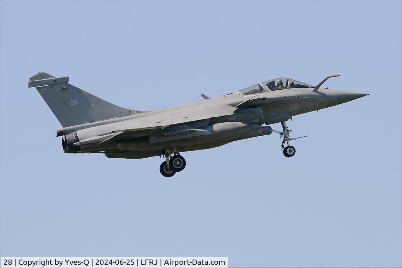 28, Dassault Rafale M C/N 28, Dassault Rafale M, Landivisiau Naval Air Base (LFRJ)