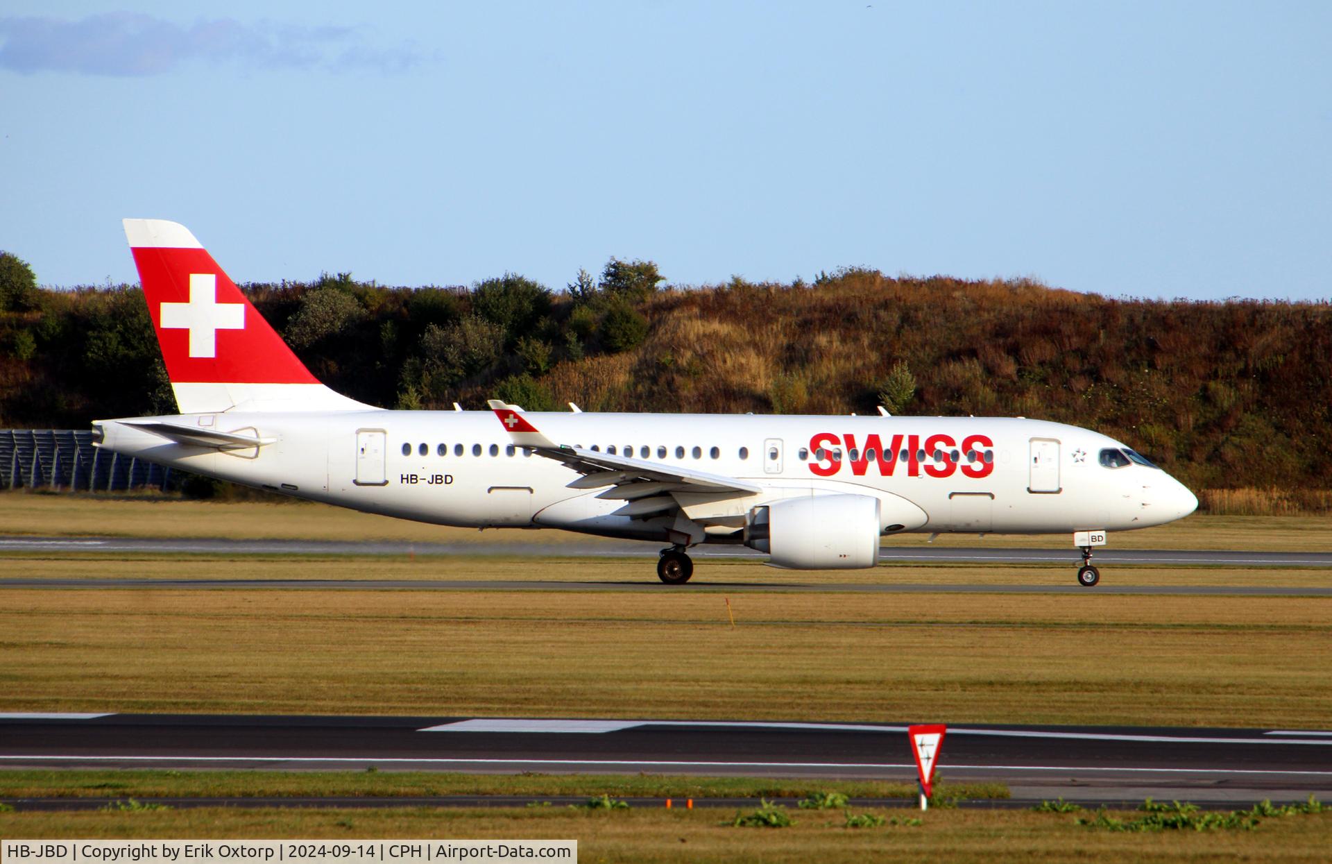 HB-JBD, 2016 Bombardier CSeries CS100 (BD-500-1A10) C/N 50013, HB-JBD taxi for takeoff rw 04R