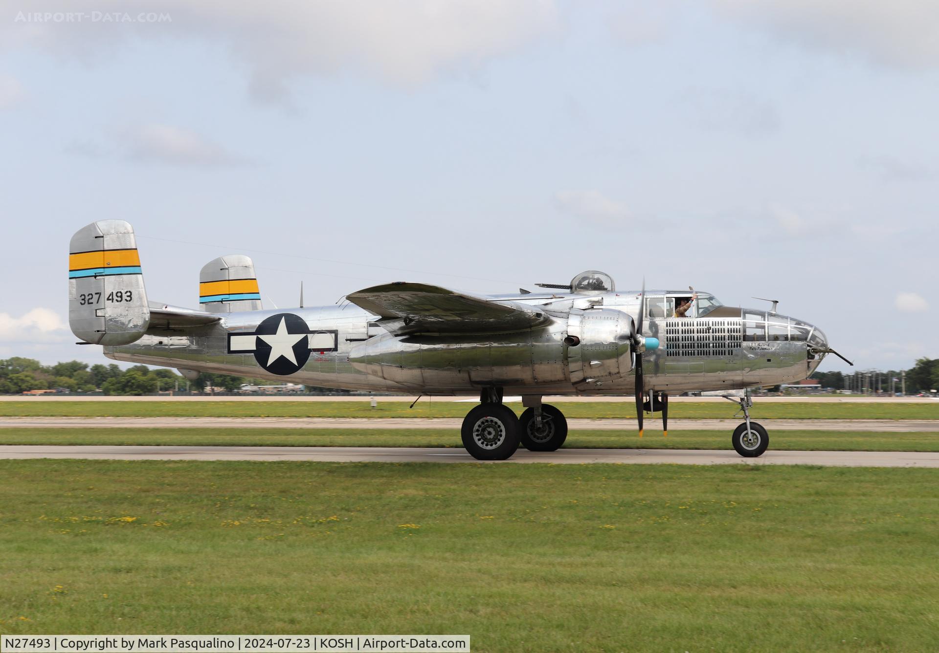 N27493, 1944 North American TB-25K Mitchell C/N 44-29869/108-33144, TB-25K