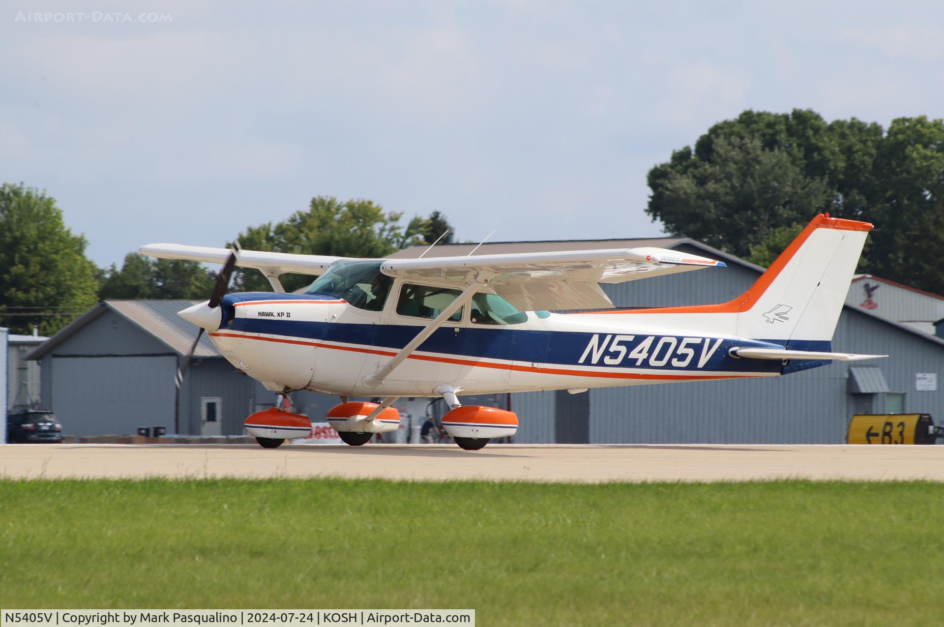 N5405V, 1977 Cessna R172K Hawk XP C/N R1722294, Cessna R172K