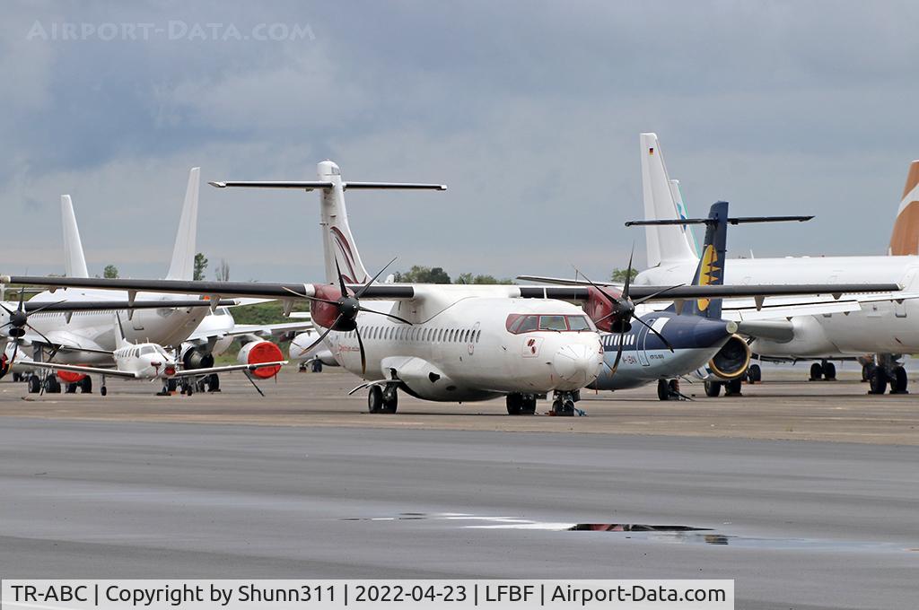 TR-ABC, 2004 ATR 72-212A C/N 715, Parked... Returned to lessor...