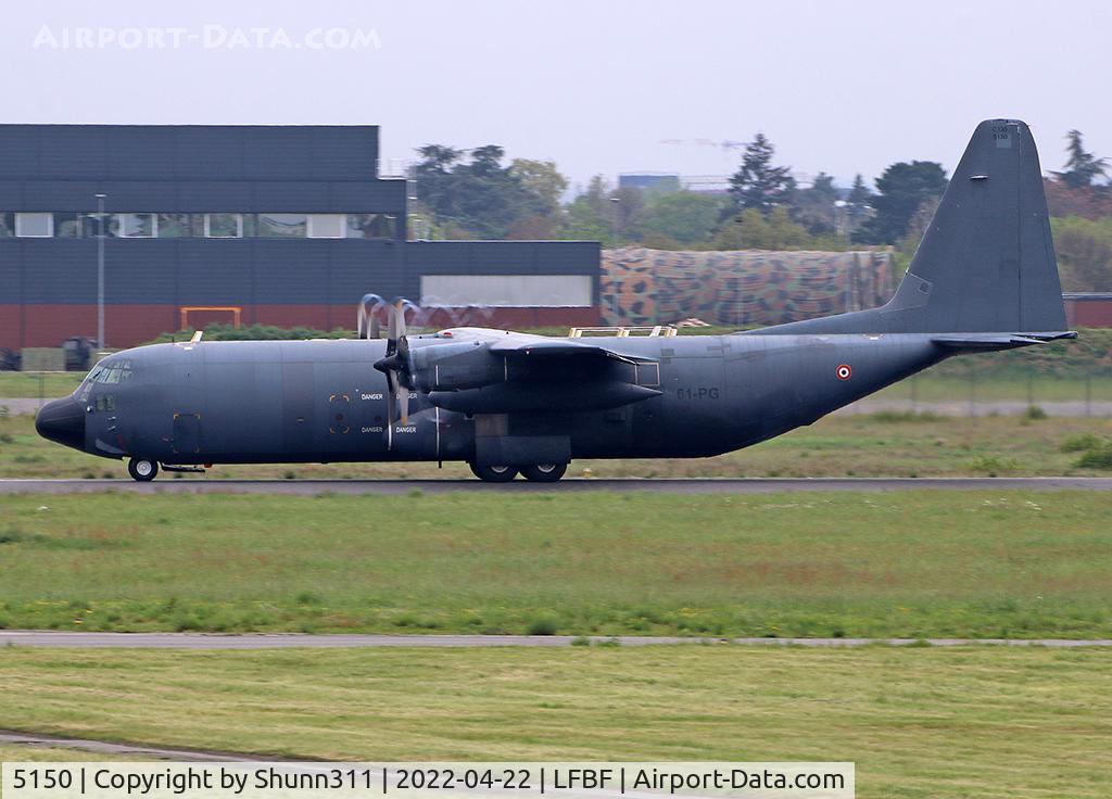 5150, 1988 Lockheed C-130H-30 Hercules C/N 382-5150, On take off...