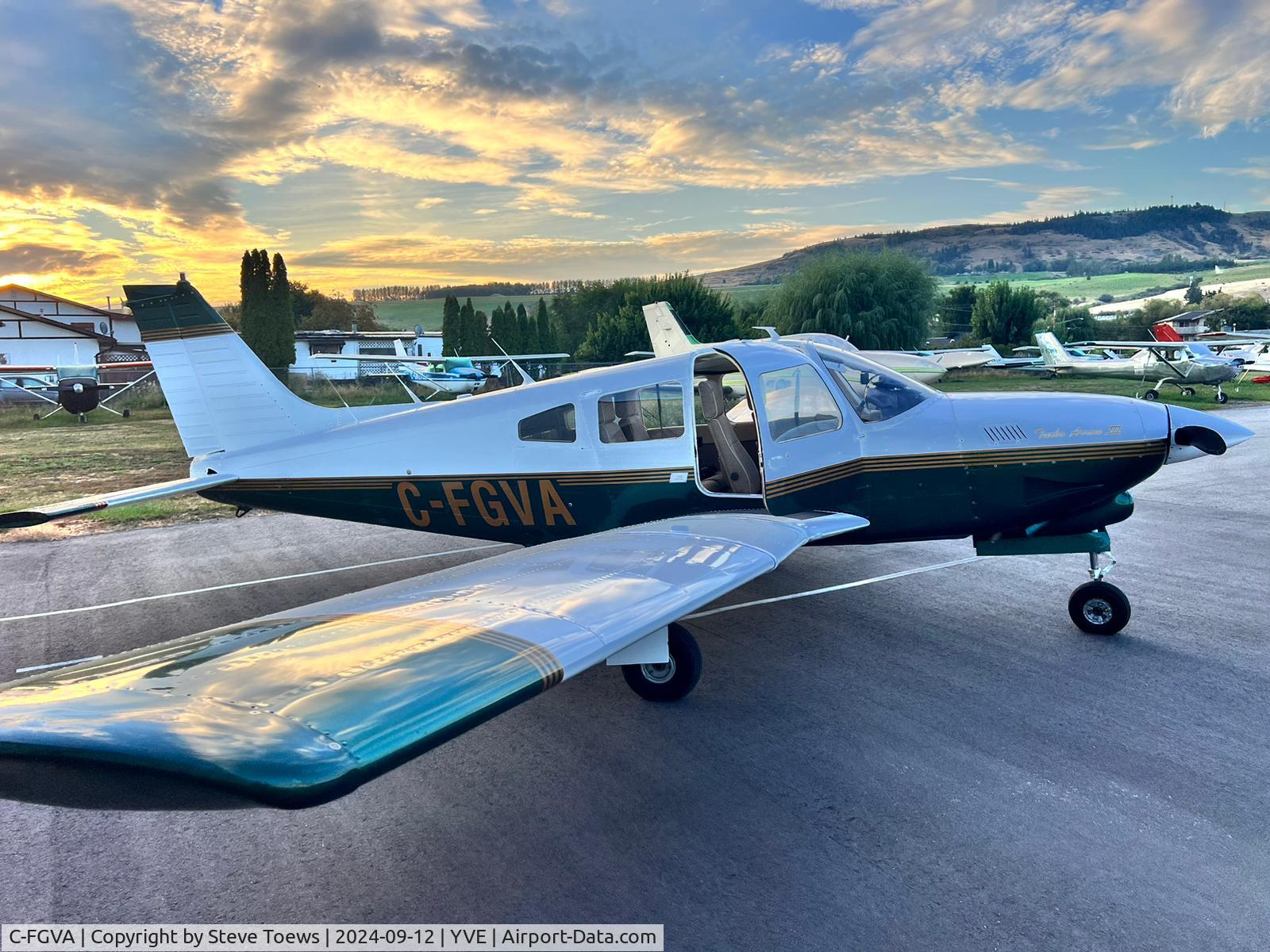 C-FGVA, 1978 Piper PA-28R-201T Cherokee Arrow III C/N 28R-7803086, Piper PA-28-R-201T