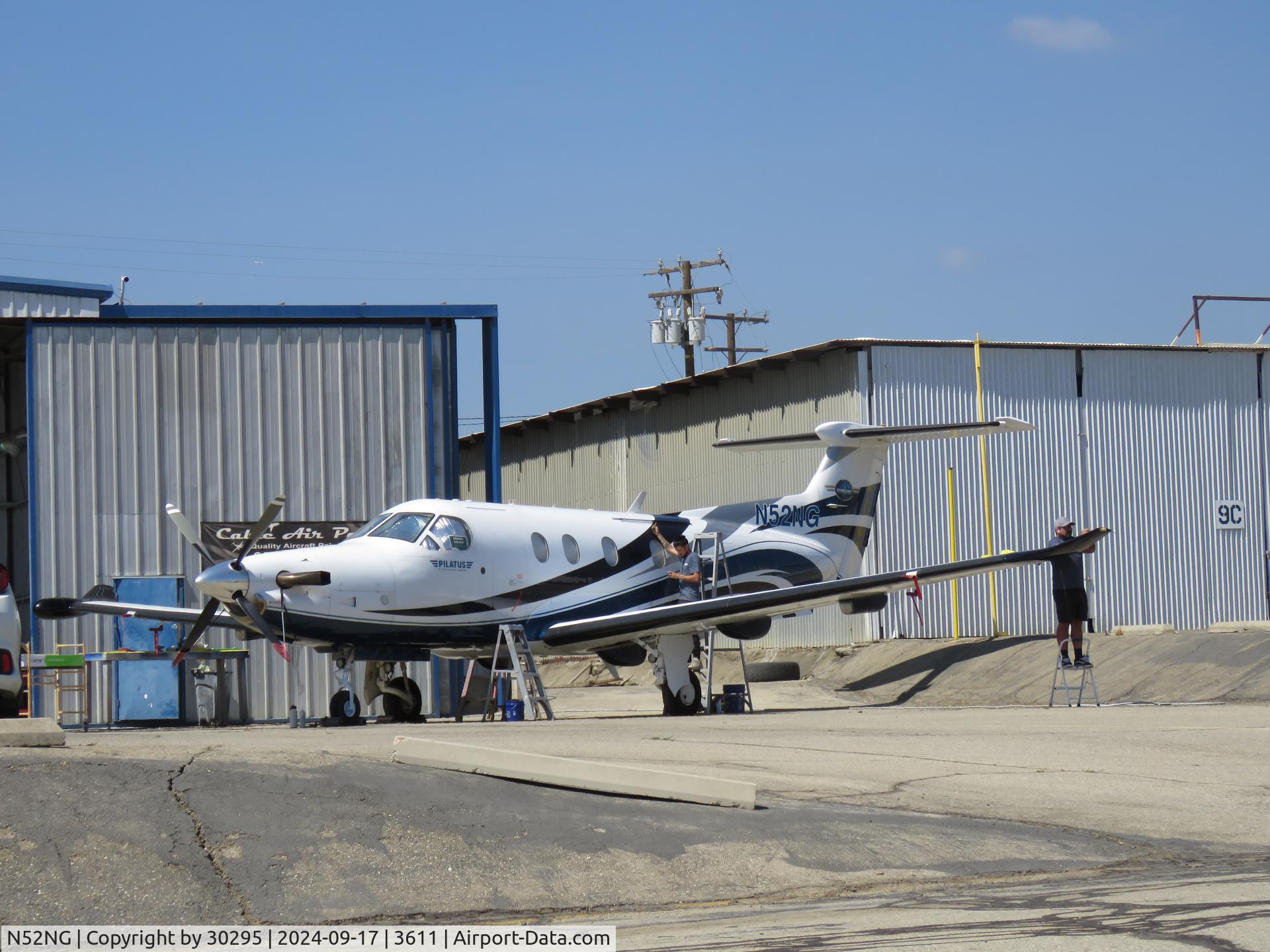 N52NG, 2013 Pilatus PC-12/47E (NG) C/N 1452, Finishing touches