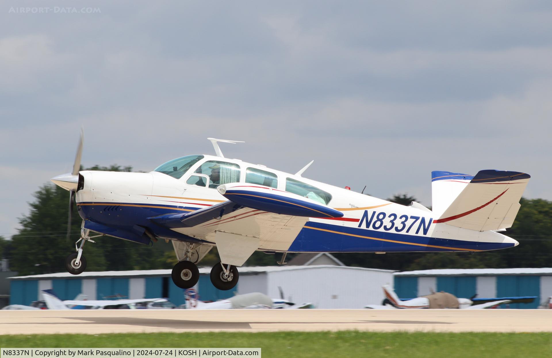 N8337N, 1968 Beech V35A Bonanza C/N D-8739, Beech V35A