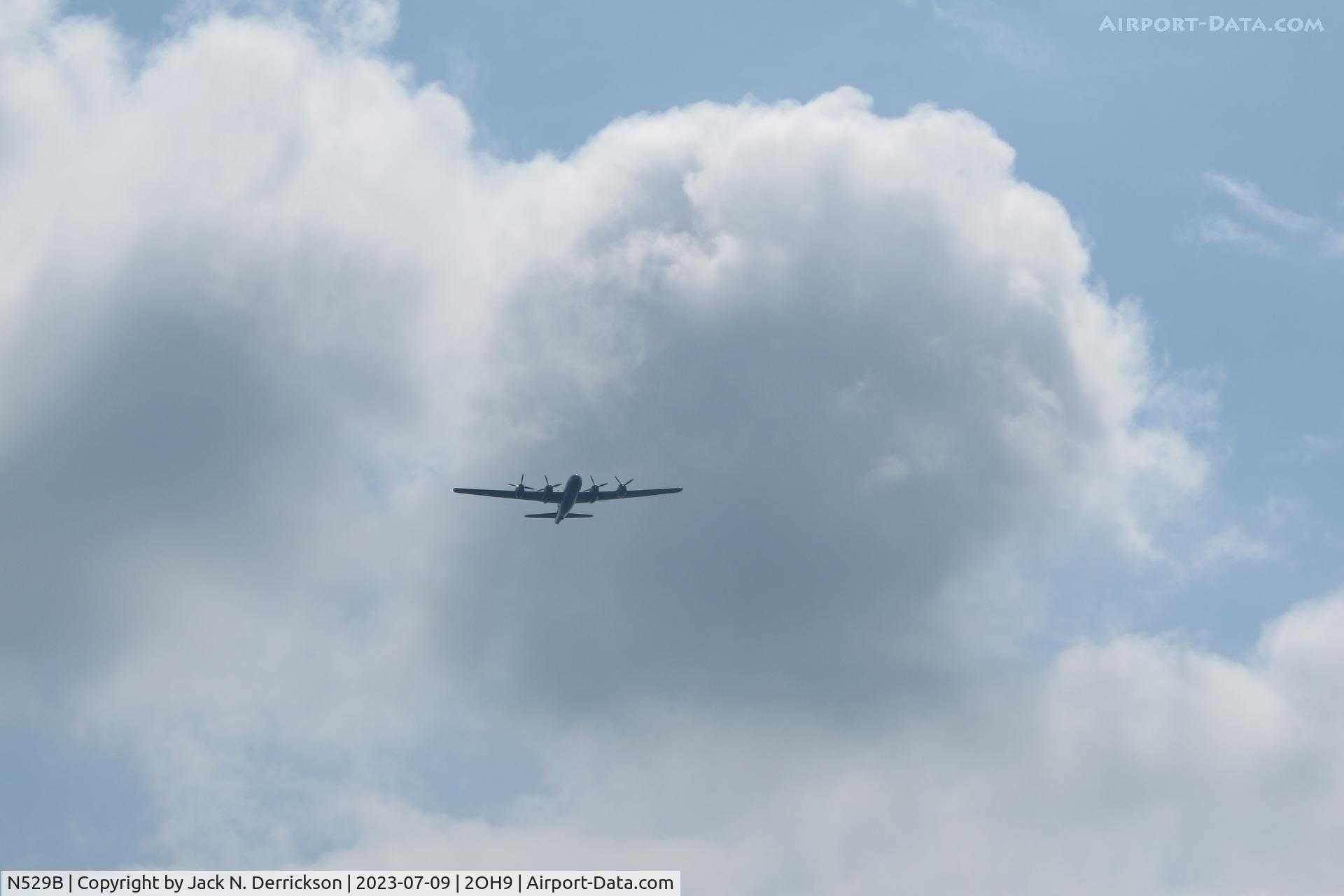 N529B, 1944 Boeing B-29A-60-BN Superfortress C/N 11547, Fifi flyover CCSC