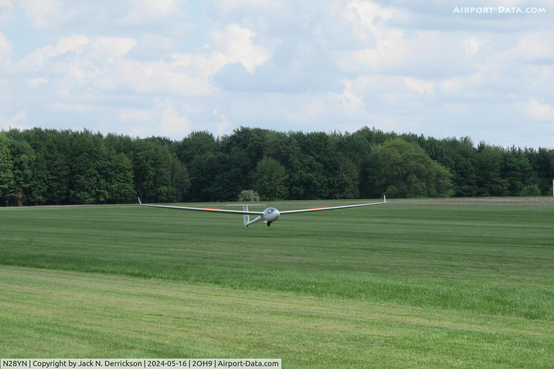 N28YN, 2001 Schleicher ASW-28 C/N 28037, 2024 Sports Class Nationals