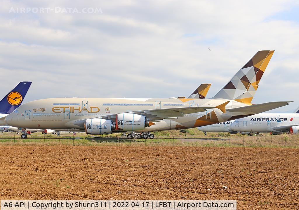 A6-API, 2016 Airbus A380-861 C/N 0233, Stored...