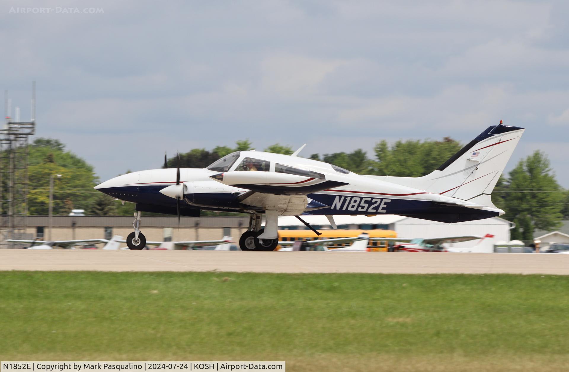 N1852E, 1979 Cessna 310R C/N 310R1587, Cessna 310R