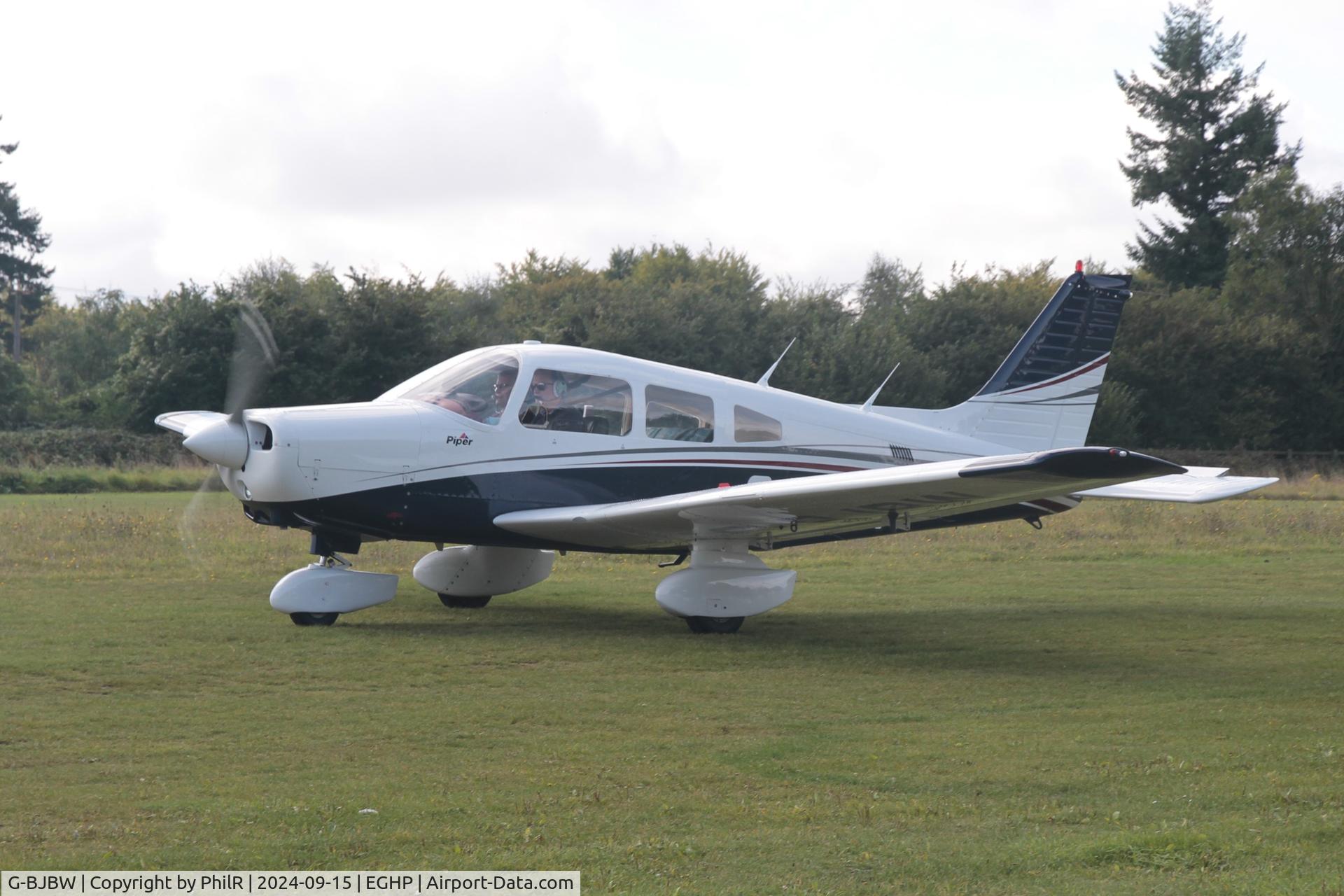 G-BJBW, 1981 Piper PA-28-161 Cherokee Warrior II C/N 28-8116280, G-BJBW 1981 Piper PA-28-161 Cherokee Warrior ll Popham