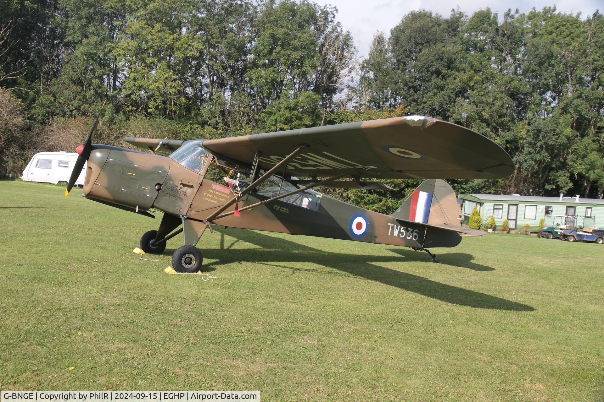 G-BNGE, 1946 Auster AOP.6 C/N 1925, TW536 (G-BNGE) 1946 Auster AOP6 Popham