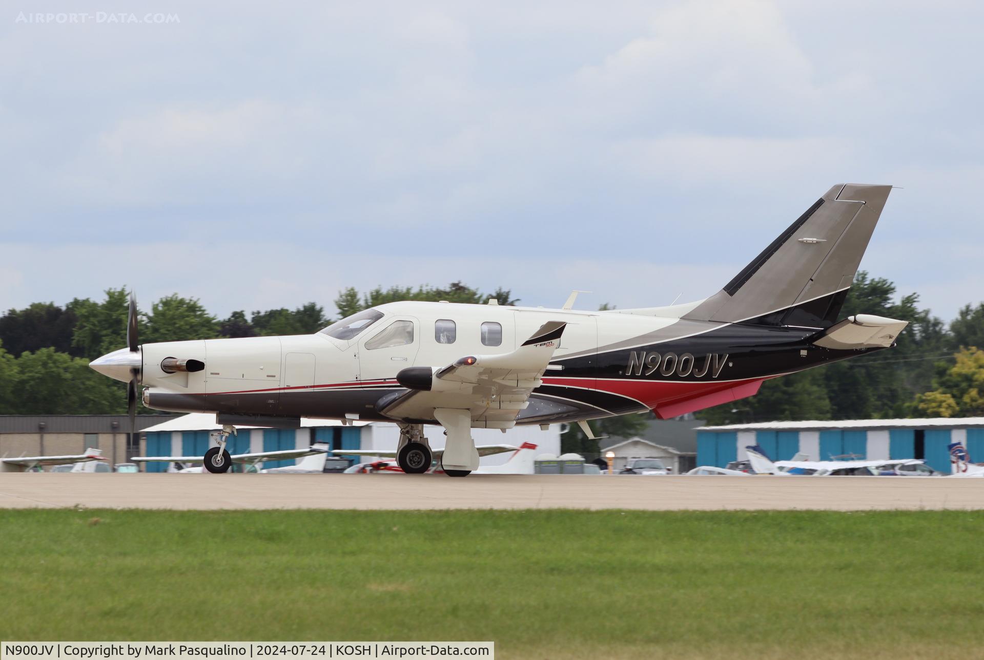 N900JV, 2014 Socata TBM-900 C/N 1026, Socata TBM-900
