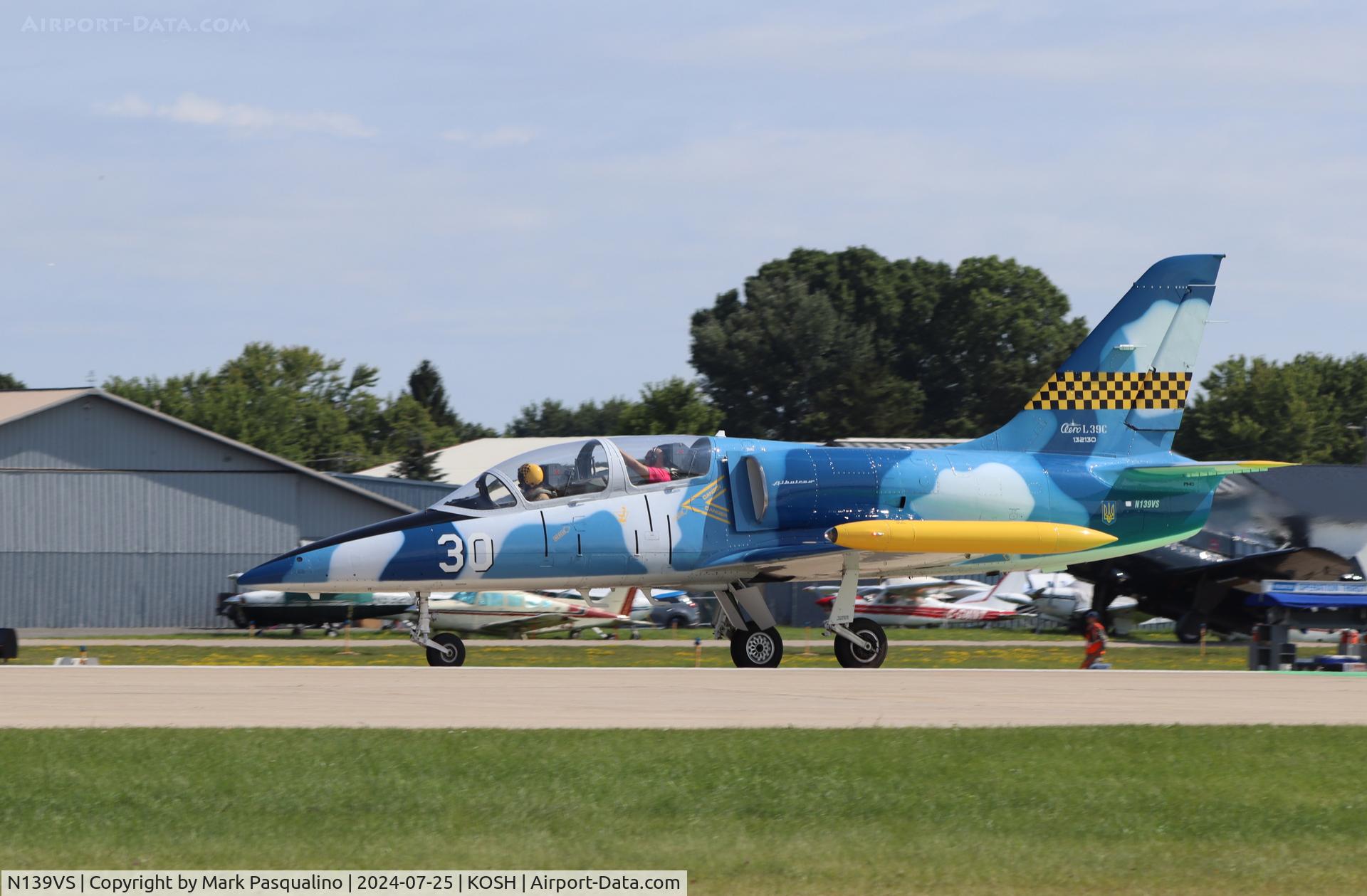 N139VS, 1981 Aero L-39 Albatros C/N 132130, Aero L-39