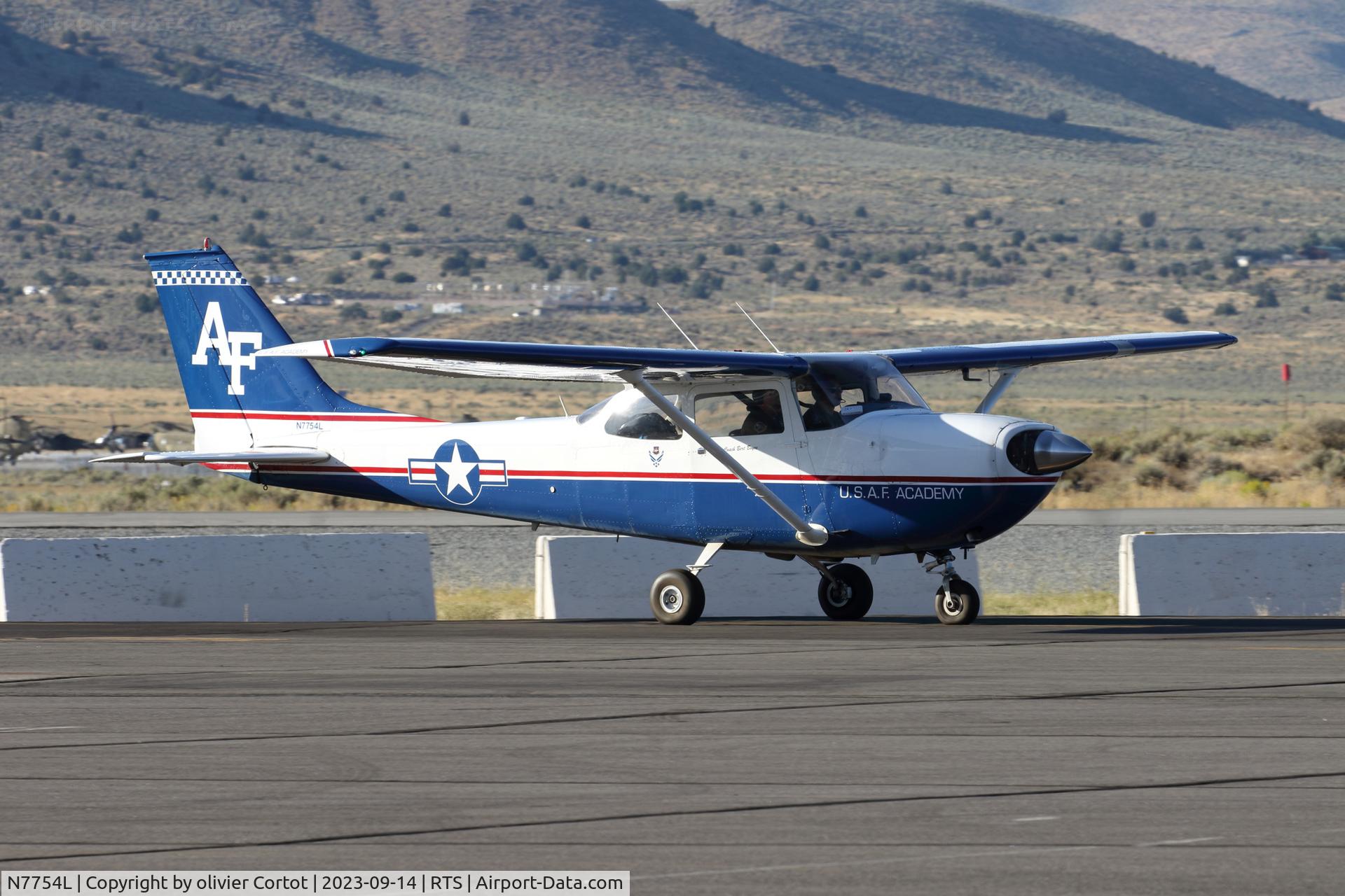 N7754L, 1970 Cessna R172G C/N R1720430, 2023 Reno air races
