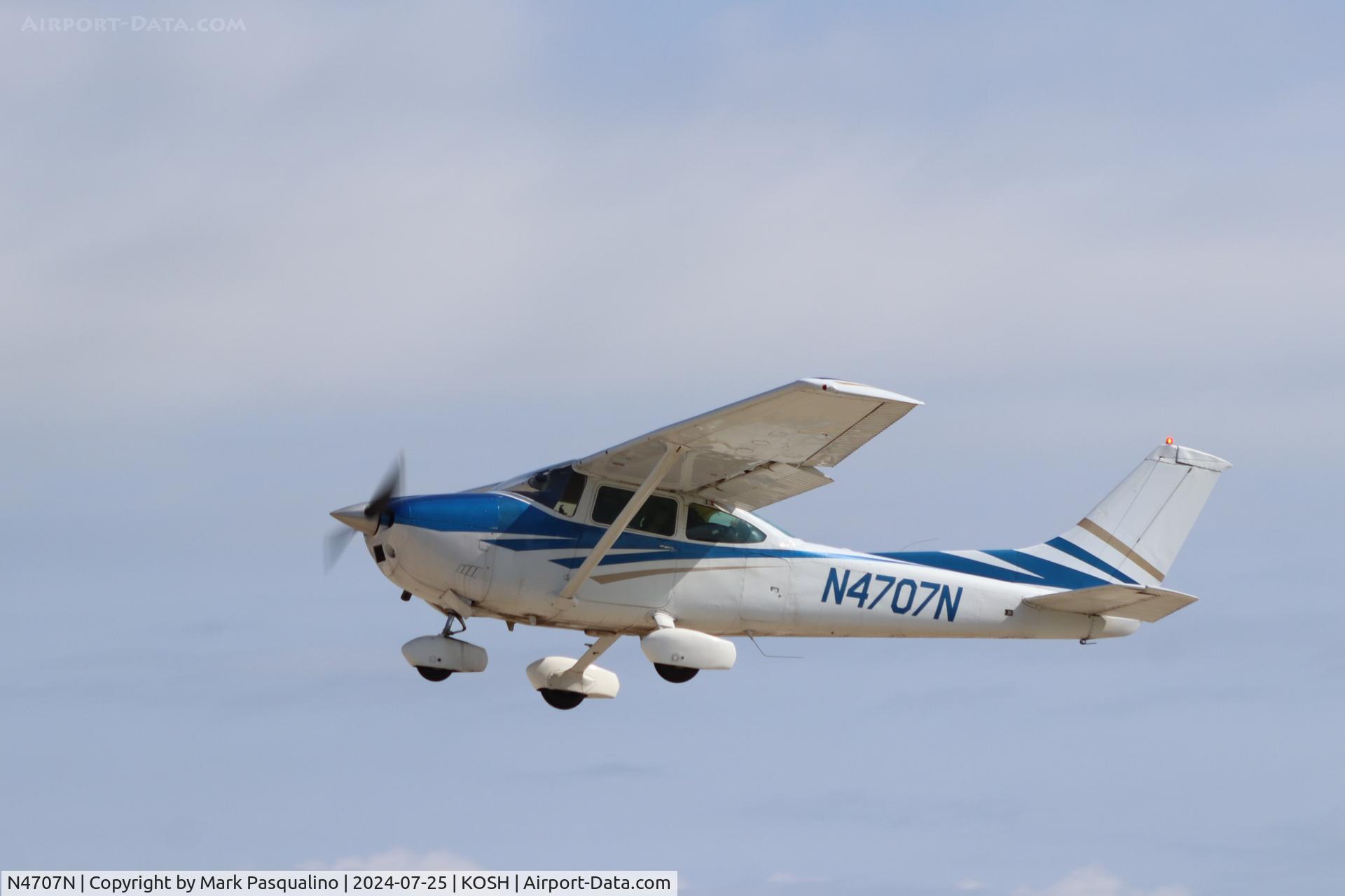 N4707N, Cessna 182Q Skylane C/N 18267297, Cessna 182Q