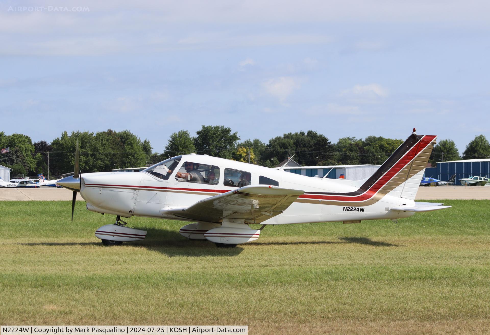 N2224W, 1979 Piper PA-28-236 Dakota C/N 28-7911134, Piper PA-28-236