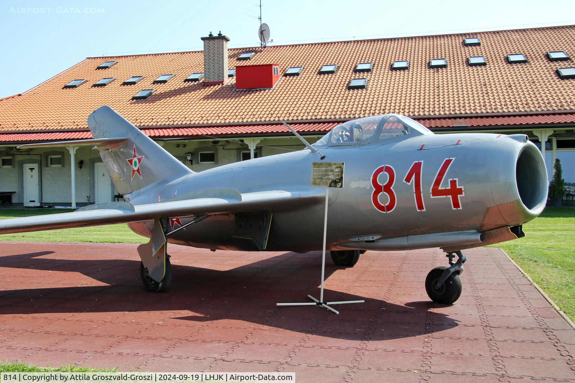 814, 1953 Mikoyan-Gurevich MiG-15 bis C/N 31530814, LHJK - Jakabszállás Airport, Hungary