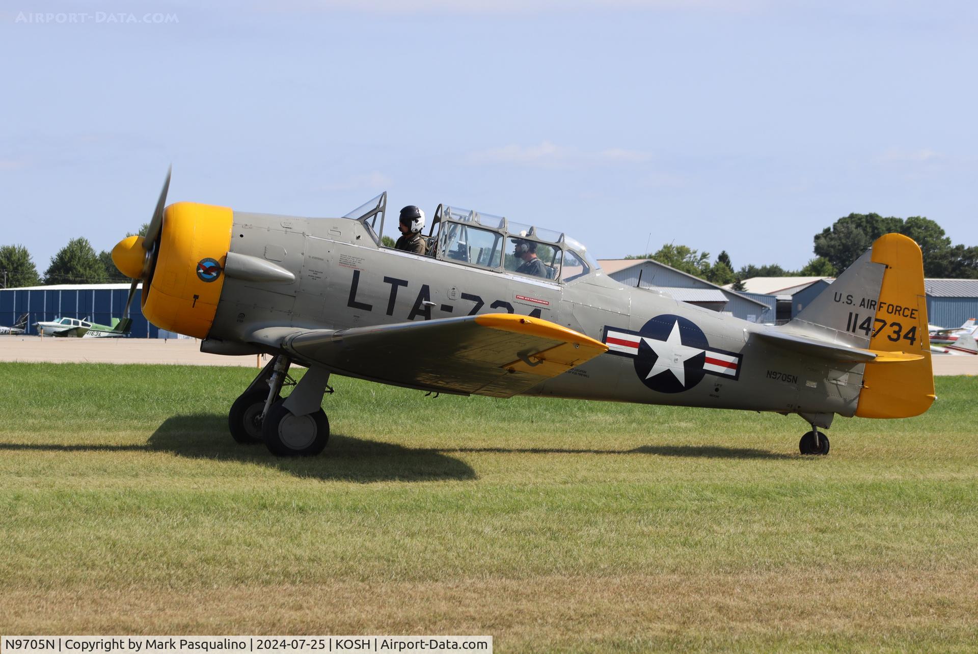 N9705N, 1952 North American T-6G Texan C/N 182-421, North American T-6G