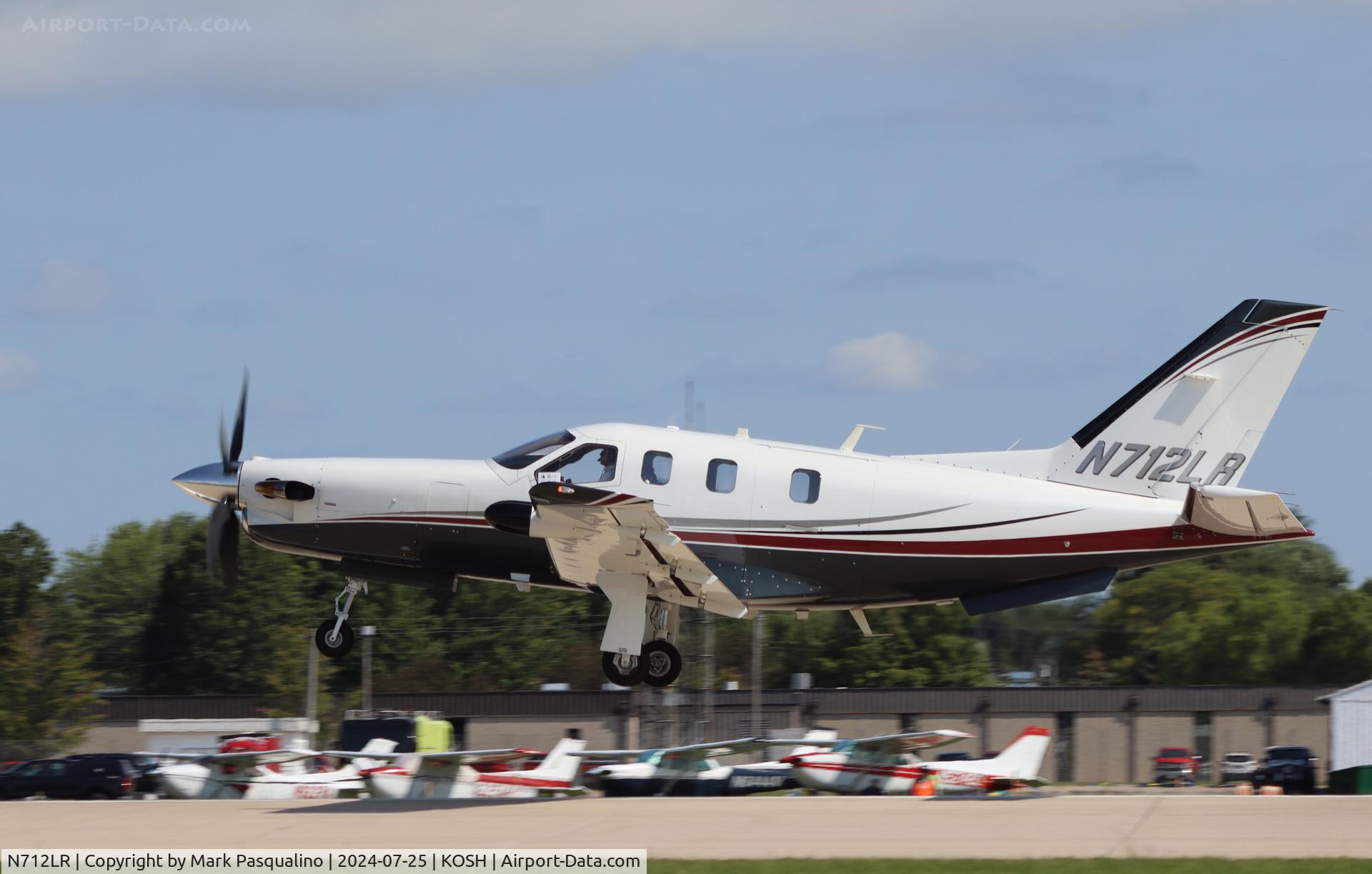 N712LR, 2011 Socata TBM-850 C/N 592, Socata TBM-850