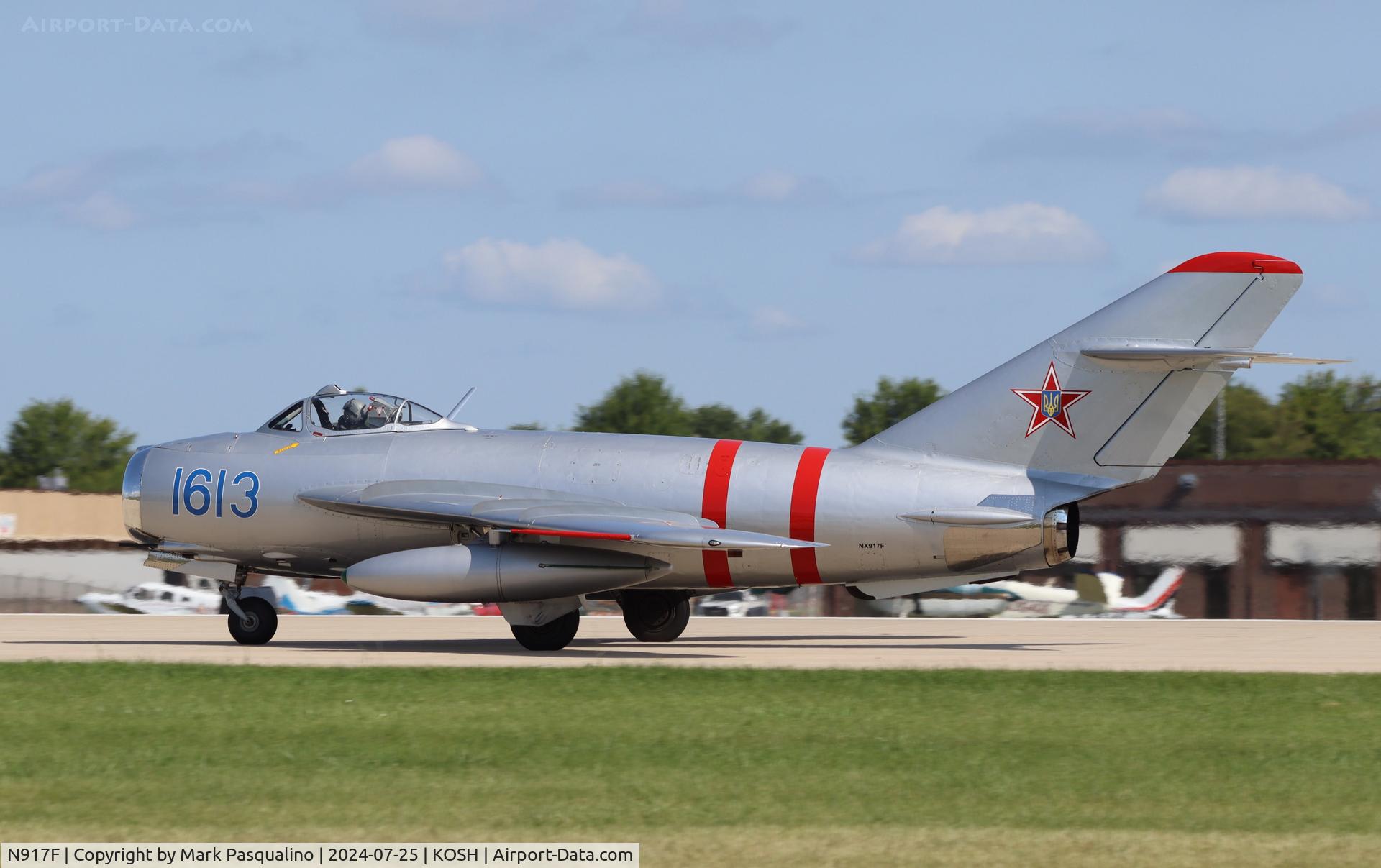 N917F, 1980 Mikoyan-Gurevich MiG-17 C/N 1C1613, MiG-17