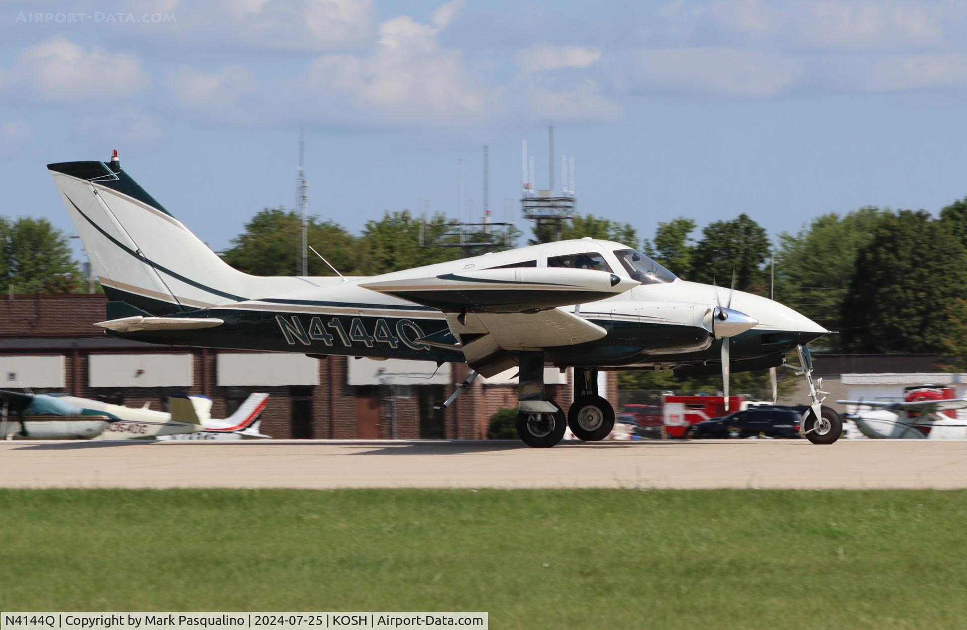 N4144Q, 1968 Cessna 310N C/N 310N-0044, Cessna 310N