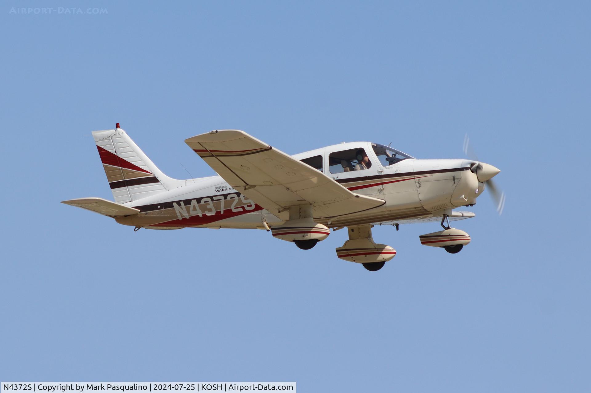 N4372S, 1984 Piper PA-28-161 C/N 28-8416115, Piper PA-28-161