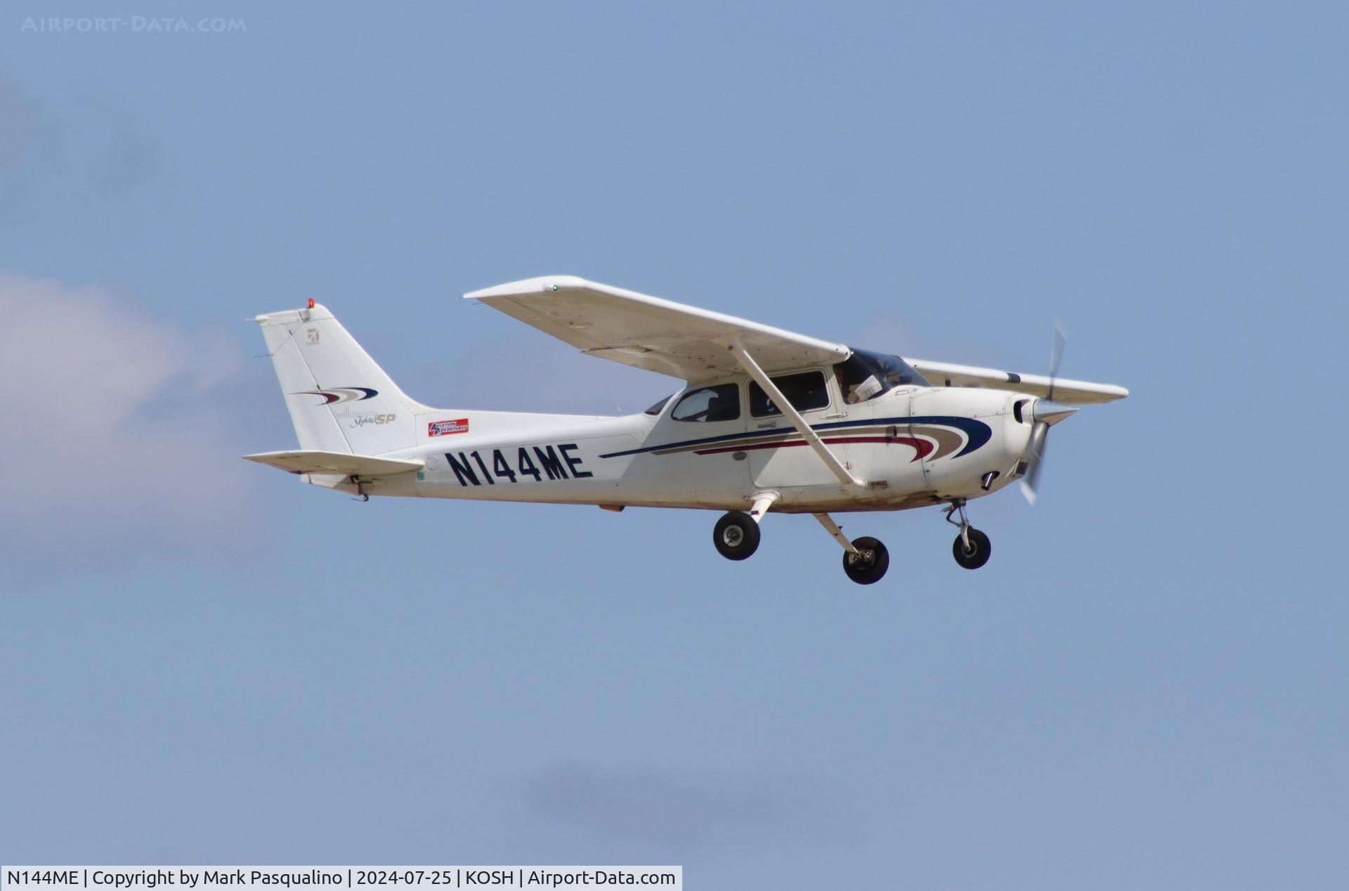 N144ME, 2000 Cessna 172S C/N 172S8428, Cessna 172S