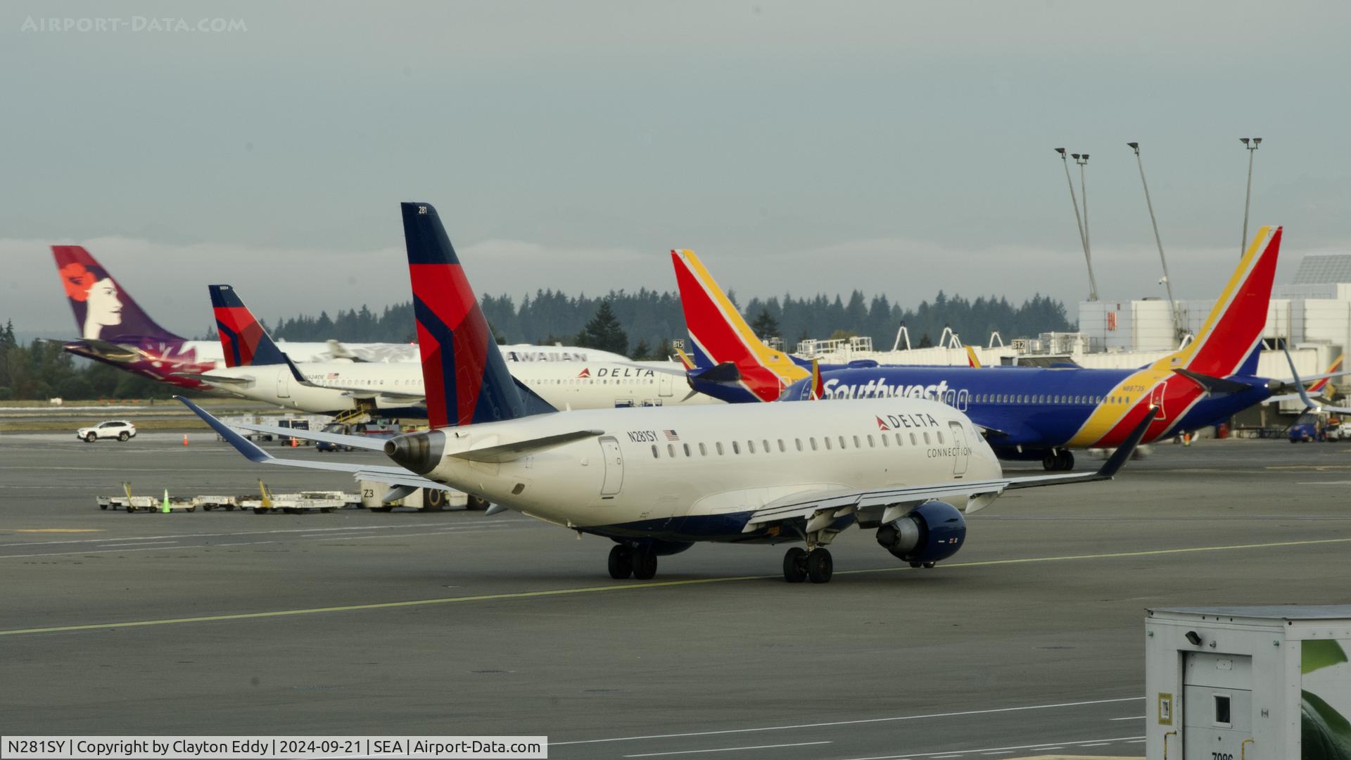 N281SY, 2018 Embraer 175LR (ERJ-170-200LR) C/N 17000746, SEA 2024.