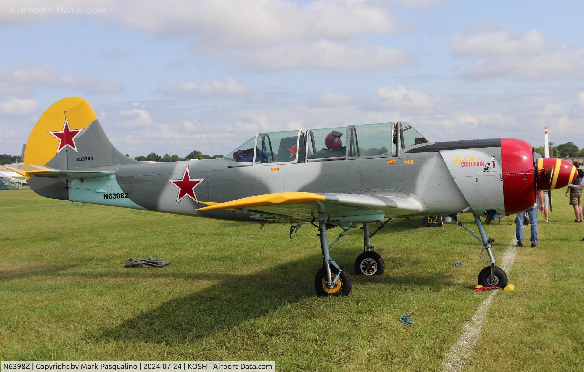 N6398Z, 1984 Yakovlev Yak-52 C/N 833904, Yak-52