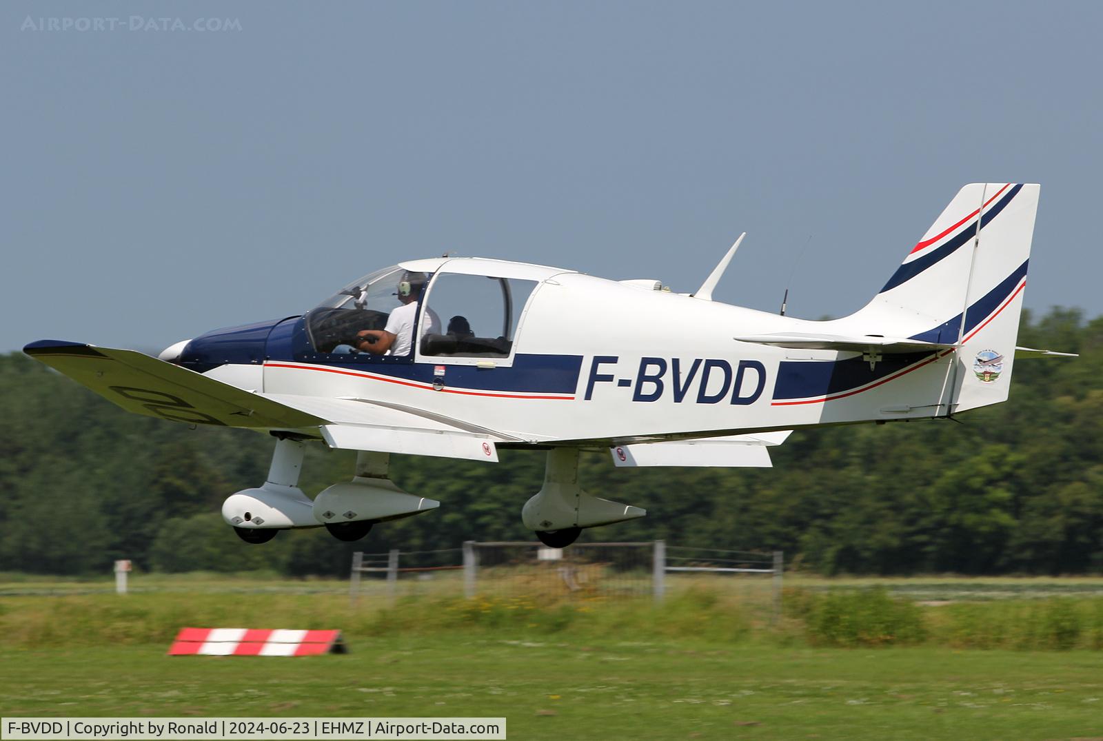 F-BVDD, Robin DR-400-108  Dauphin 2+2 C/N 930, at ehmz