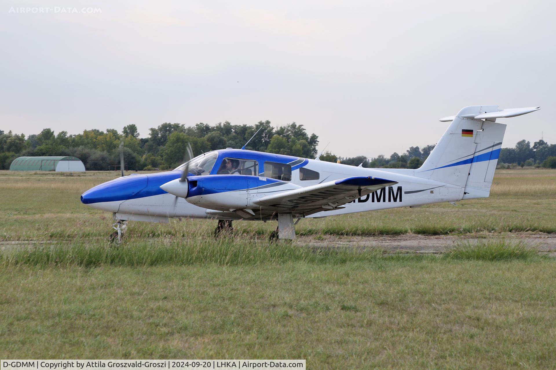 D-GDMM, Piper PA-44-180T Turbo Seminole C/N 44-8107006, LHKA - Kalocsa-Foktö Airport, Hungary