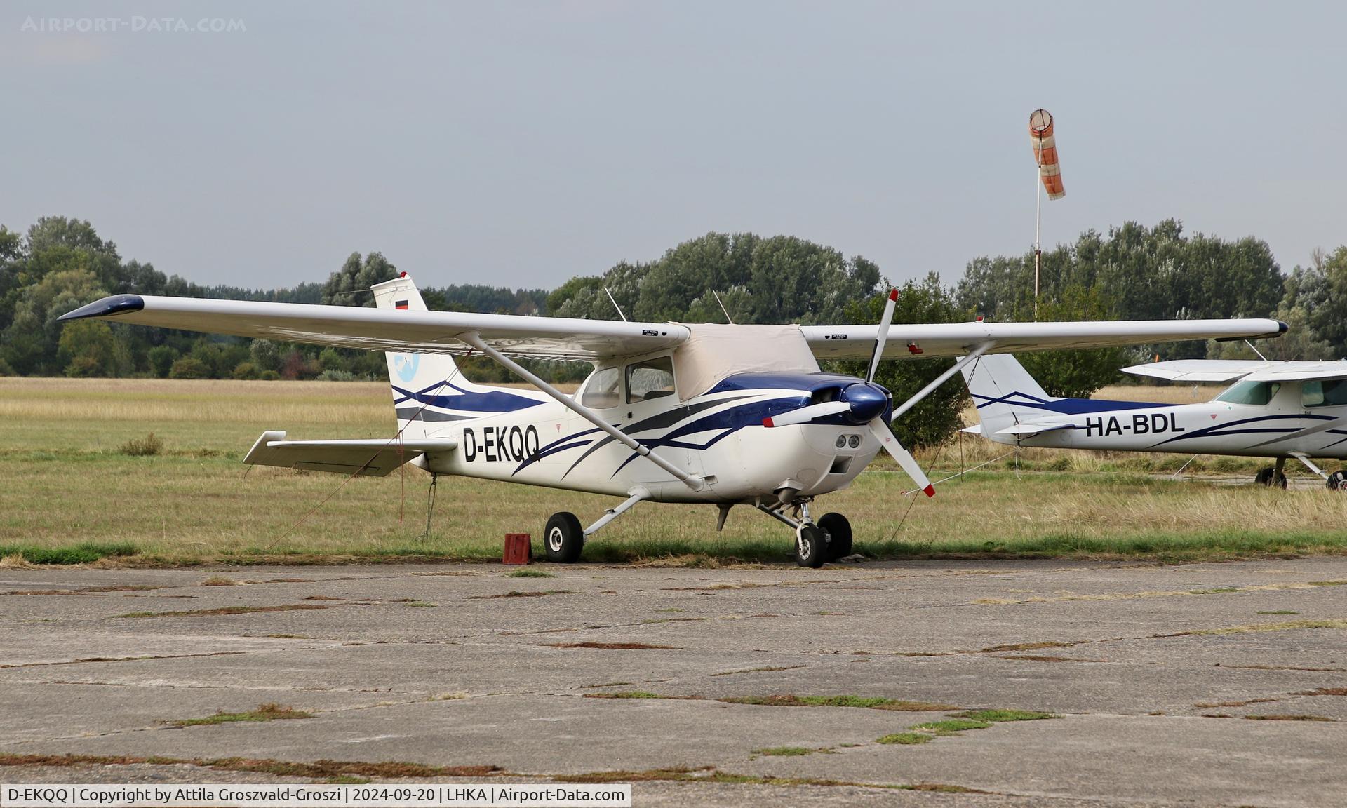 D-EKQQ, Reims F172M Skyhawk Diesel Skyhawk C/N 1157, LHKA - Kalocsa-Foktö Airport, Hungary
