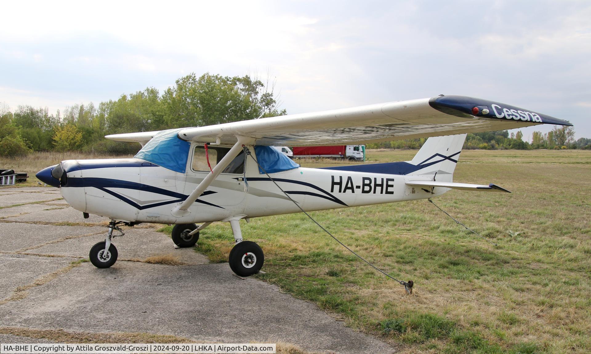 HA-BHE, 1979 Cessna 152 C/N 15283630, LHKA - Kalocsa-Foktö Airport, Hungary