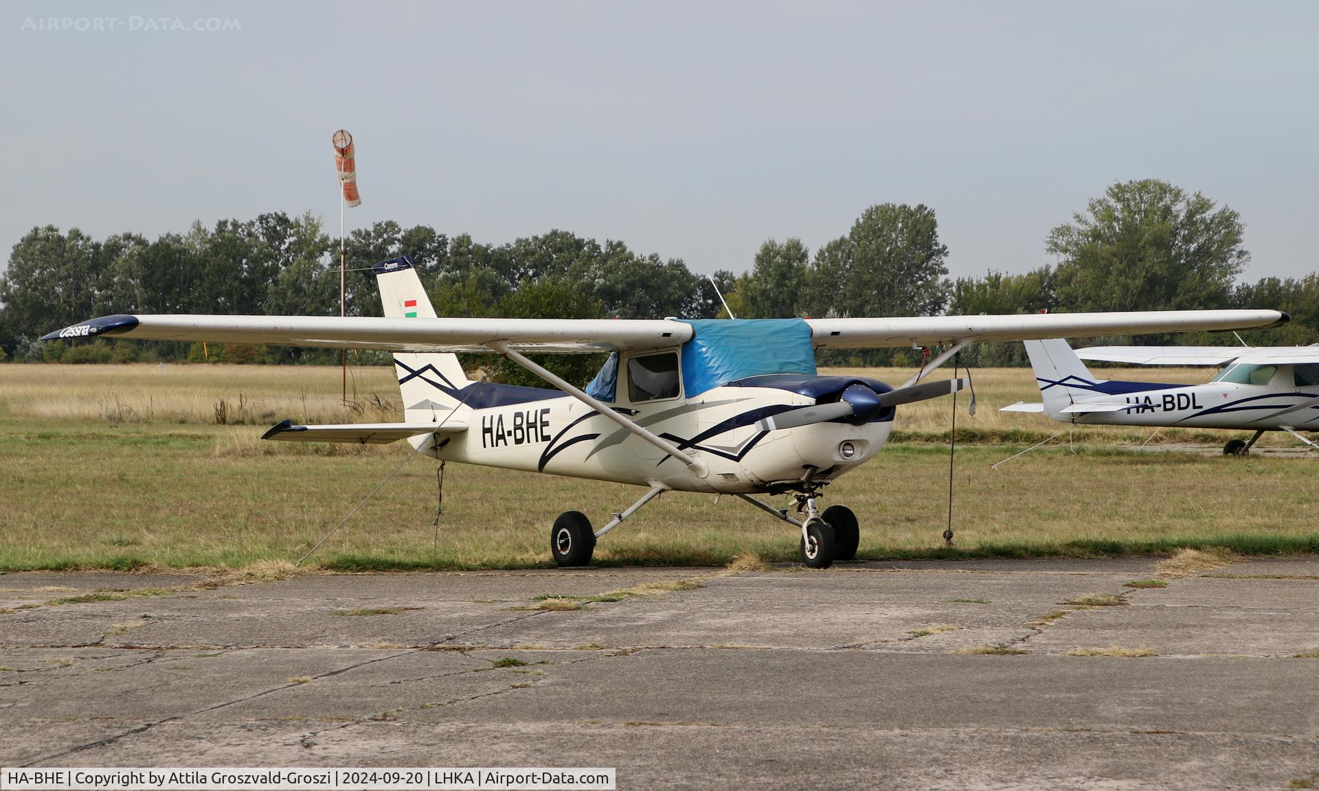 HA-BHE, 1979 Cessna 152 C/N 15283630, LHKA - Kalocsa-Foktö Airport, Hungary