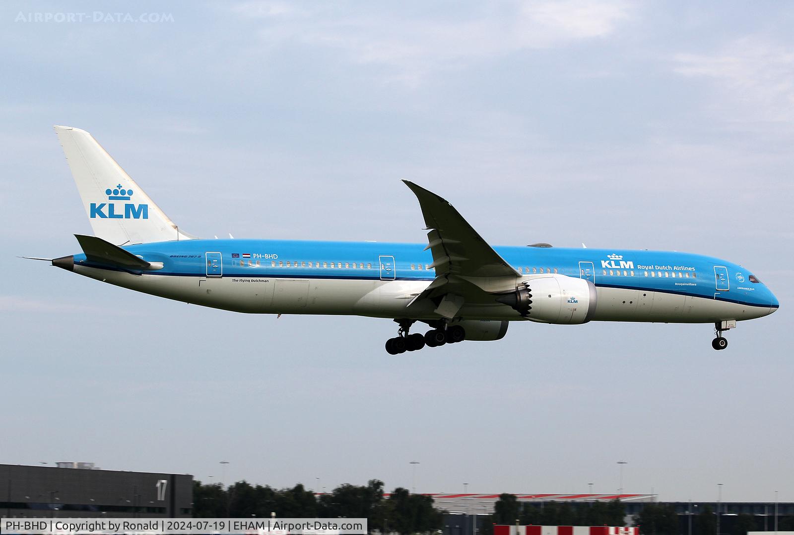 PH-BHD, 2015 Boeing 787-9 Dreamliner Dreamliner C/N 38763, at eham