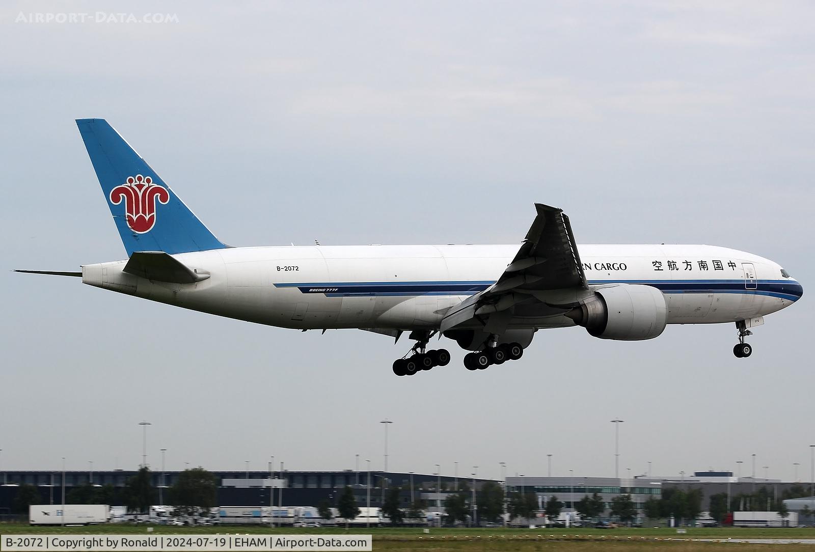 B-2072, 2009 Boeing 777-F1B C/N 37310, at eham