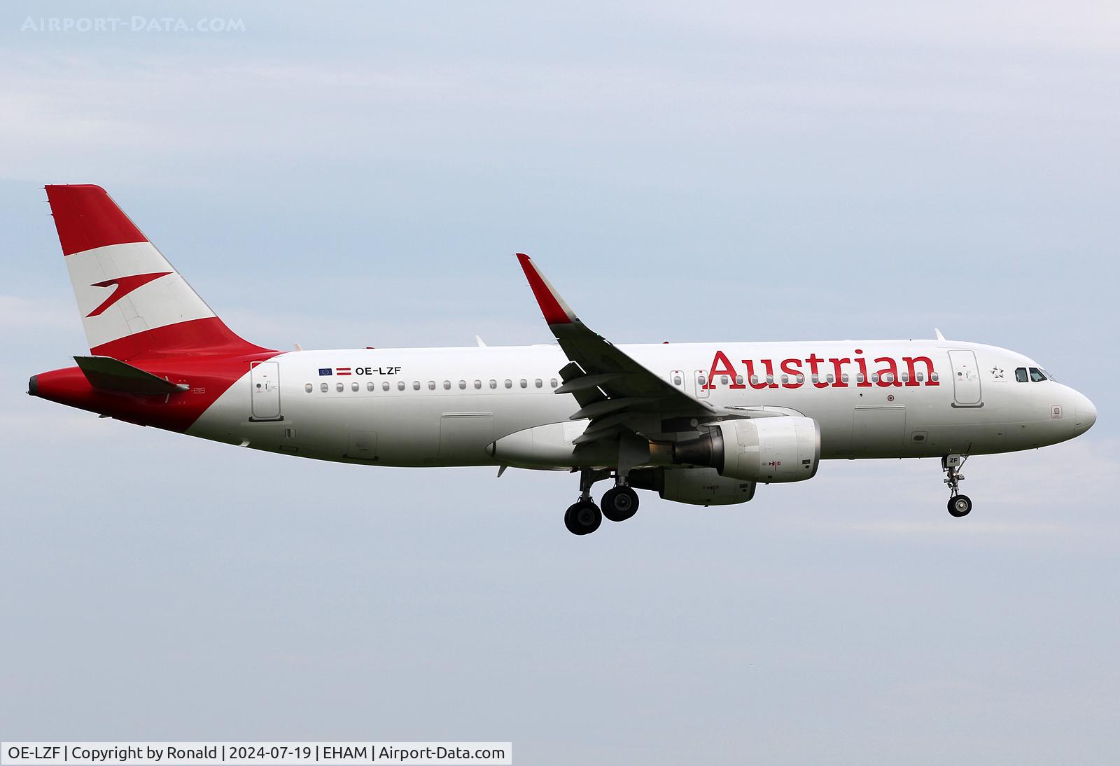 OE-LZF, 2013 Airbus A320-214 C/N 5841, at eham