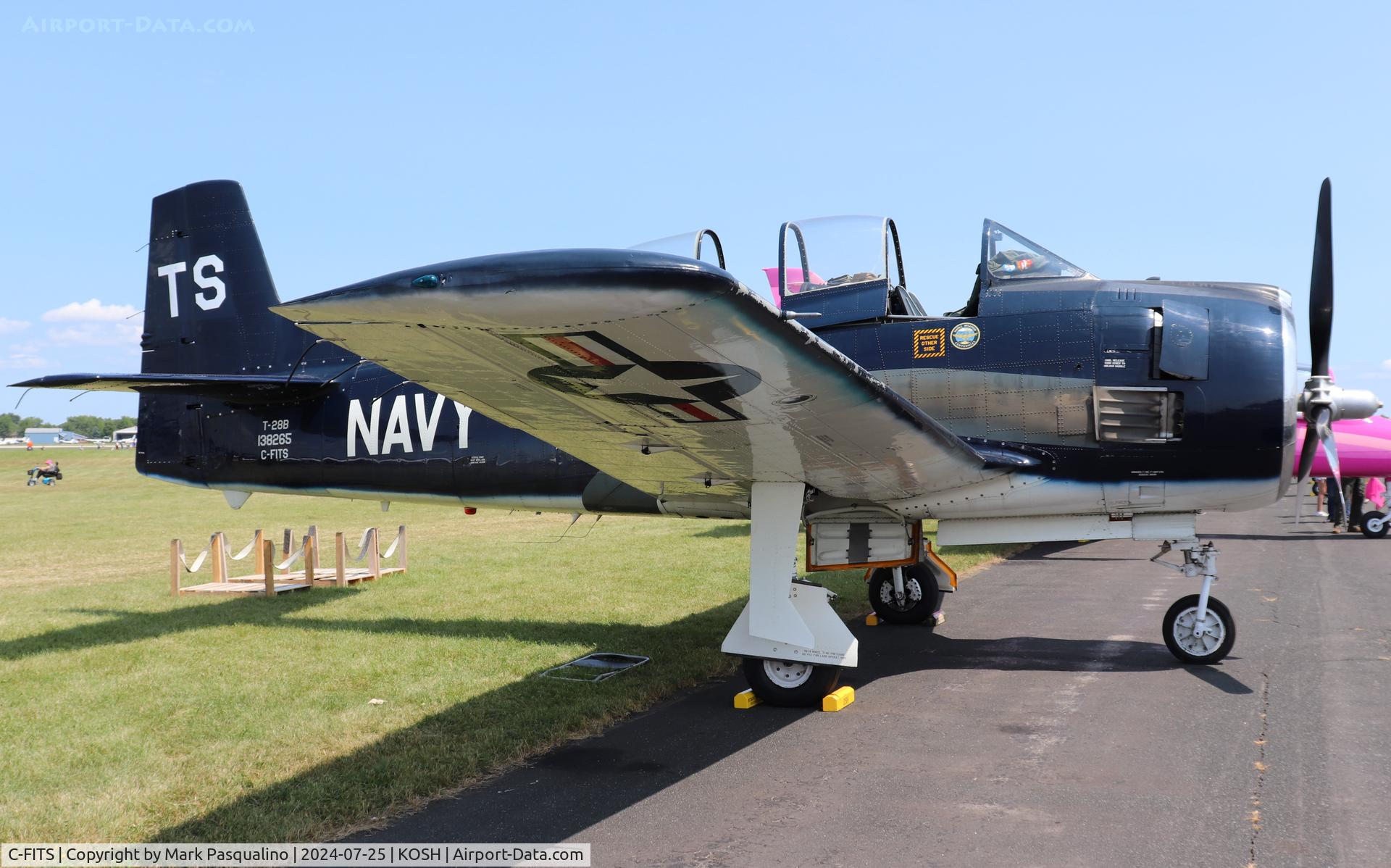 C-FITS, 1954 North American T-28B C/N 200-336, North American T-28B