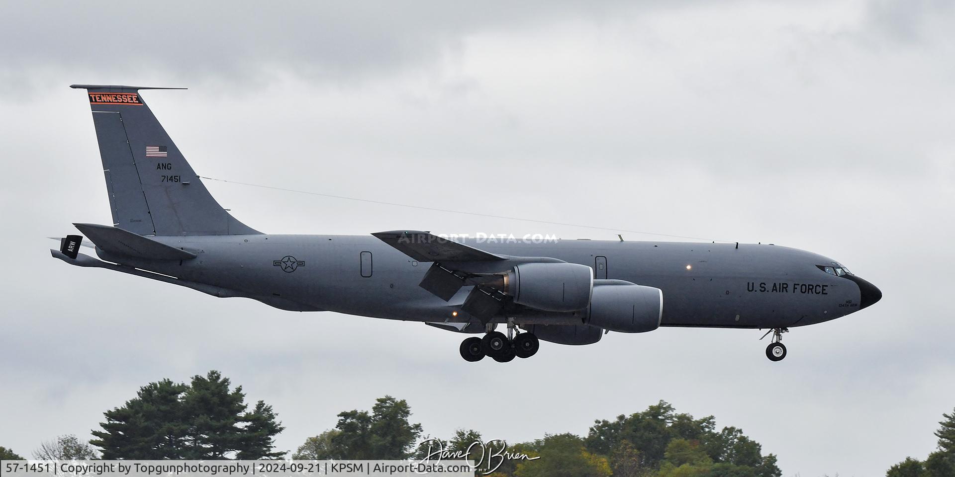 57-1451, 1957 Boeing KC-135R Stratotanker C/N 17522/T0131, GOLD02